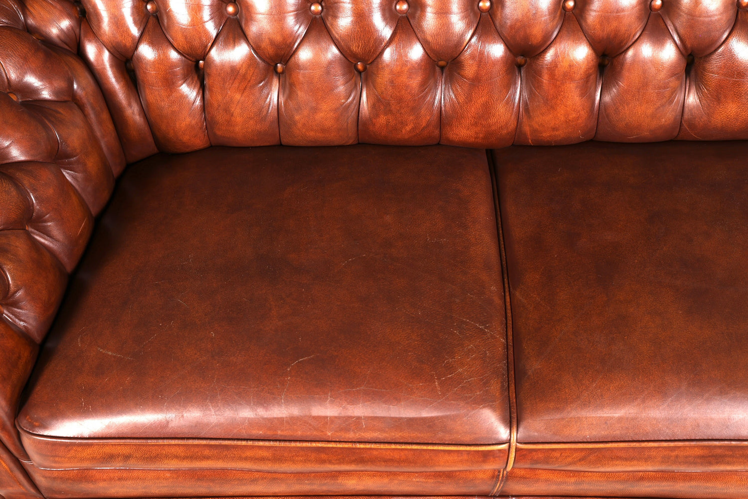 G447 Finish Wunderschönes Original Chesterfield Sofa 3- Sitzer echt Leder Oxblood Couch Englisch (Kopie)