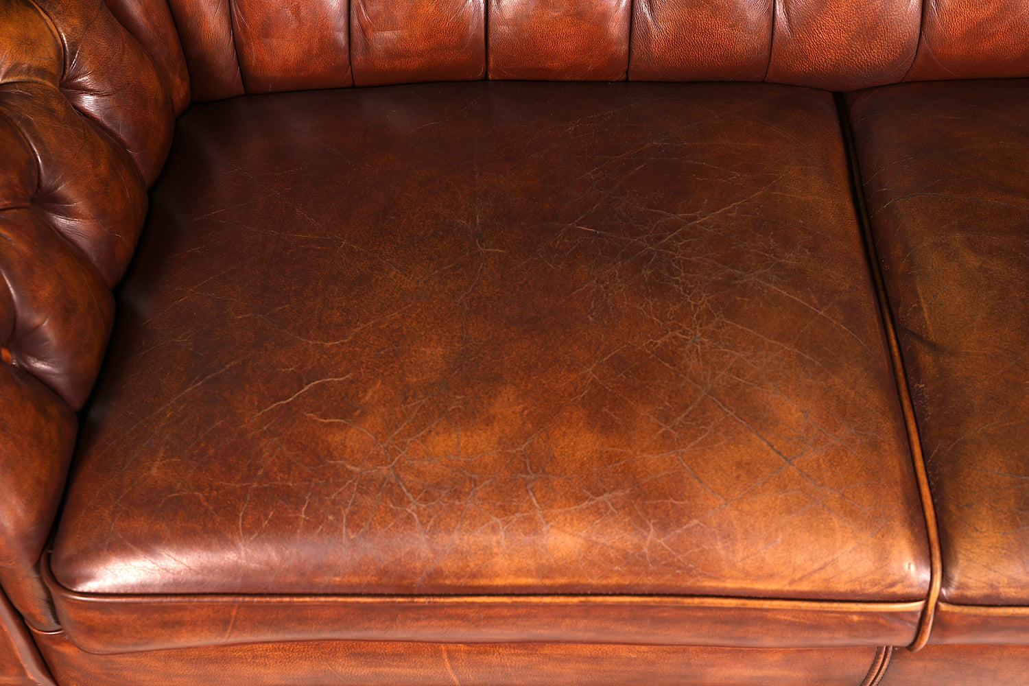 G448 Finish Wunderschönes Original Chesterfield 2er Sofa Englisch Oxblood Leder 2- Sitzer Couch (Kopie)