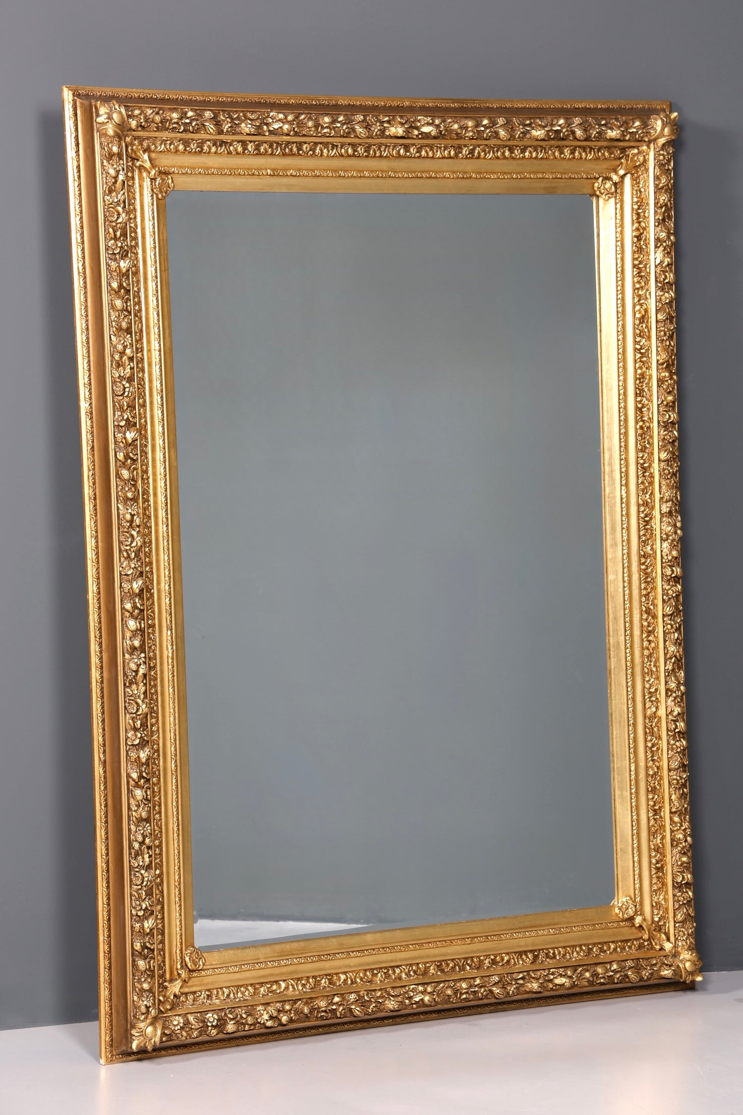 Stilvoller XXL Prunk Barock Stil Standspiegel Antik Stil Ornament Gold Flurspiegel Spiegel