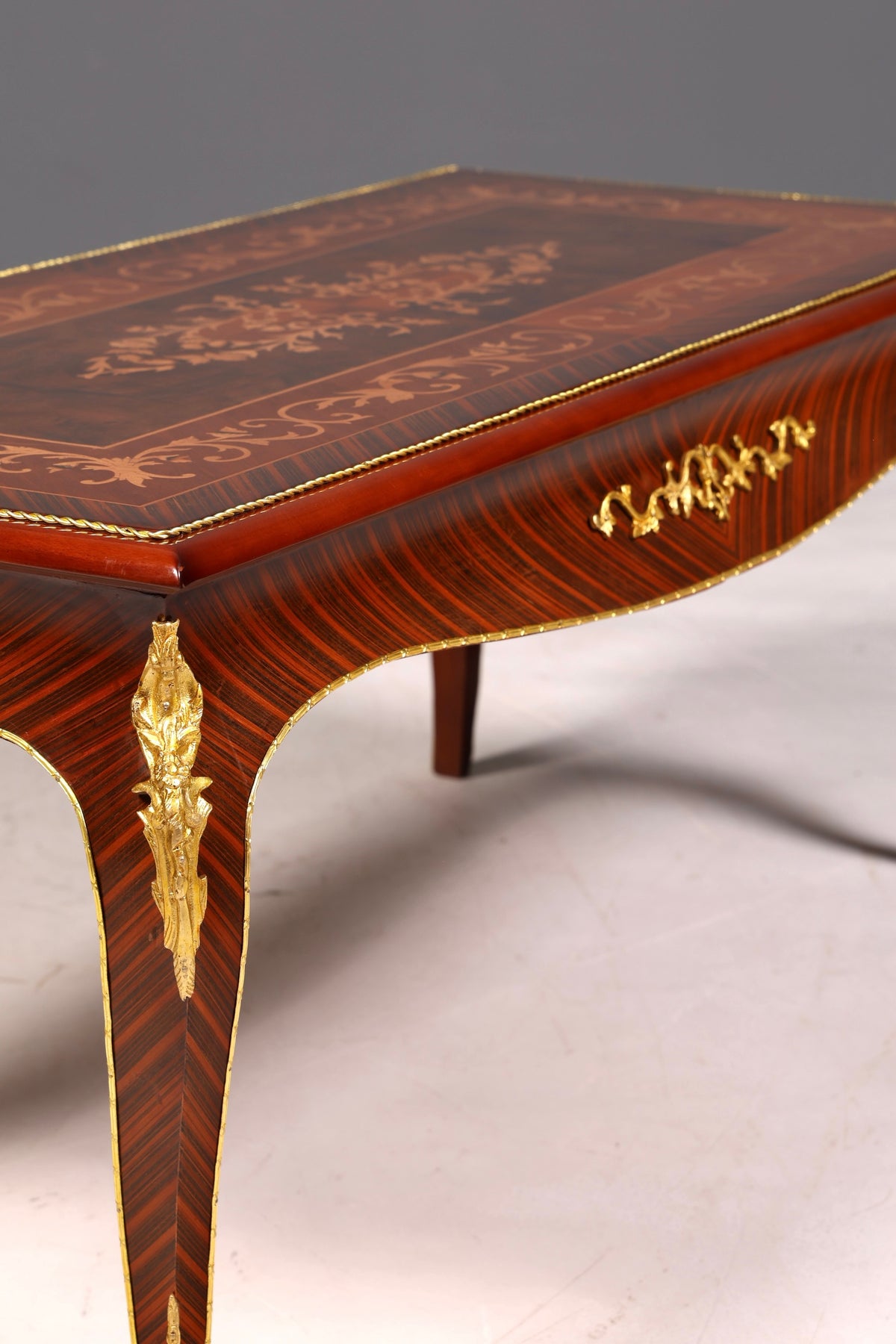 Traumhafter Barock Stil Couchtisch Intarsien Antik Messing Wohnzimmer Tisch Ablage