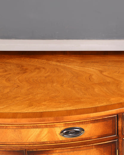 Beautiful Bevan Funnell English sideboard, Reprodux buffet cabinet, chest of drawers, credenza