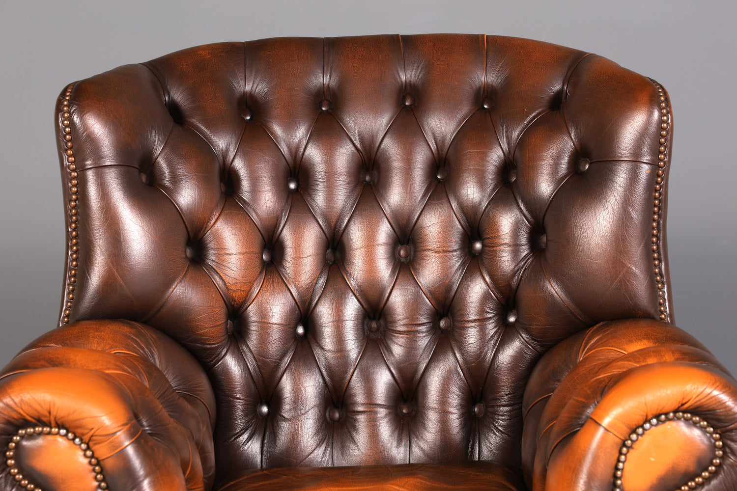 Original Chesterfield Ohrenbacken Sessel Englisch Leder Herrensessel UK Armlehnsessel 1 von 2