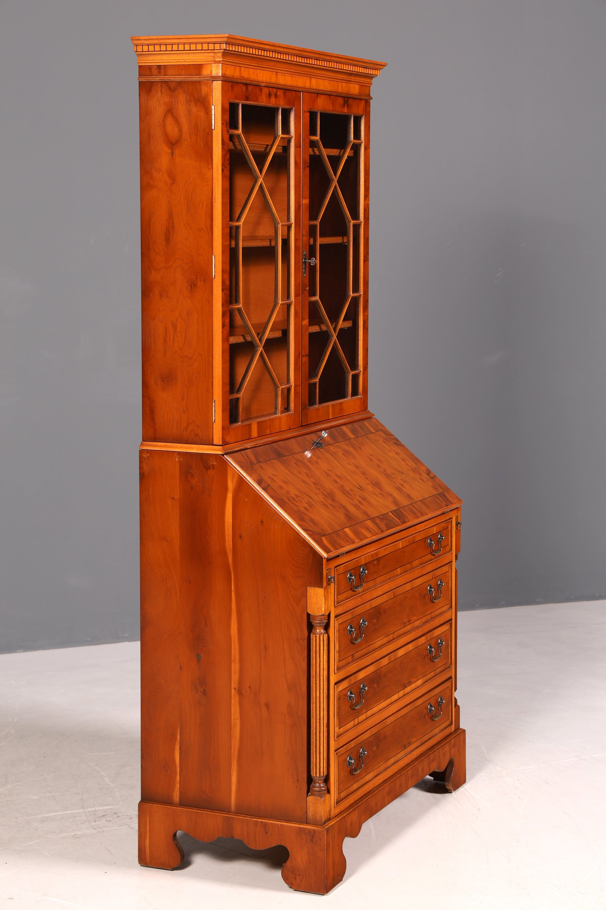 G390 Finish Stilvoller Englischer Sekretär Büro Aufsatzsekretär Eibe Antik Stil Vitrinen Schrank UK (Kopie)