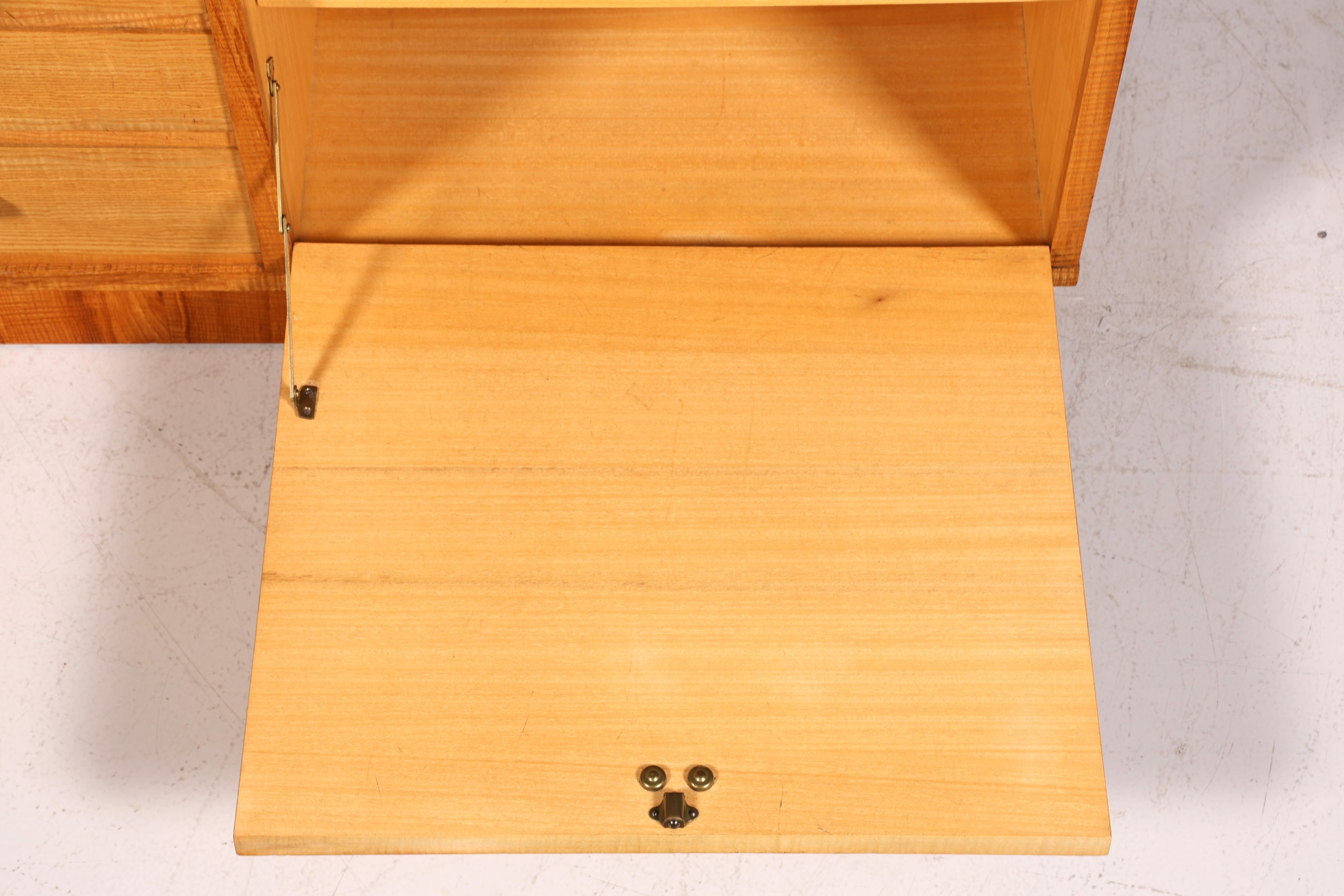 Traumhaftes Mid Century Sideboard Vintage TV Kommode 60s Klapp Schrank Flurkommode Klappschrank