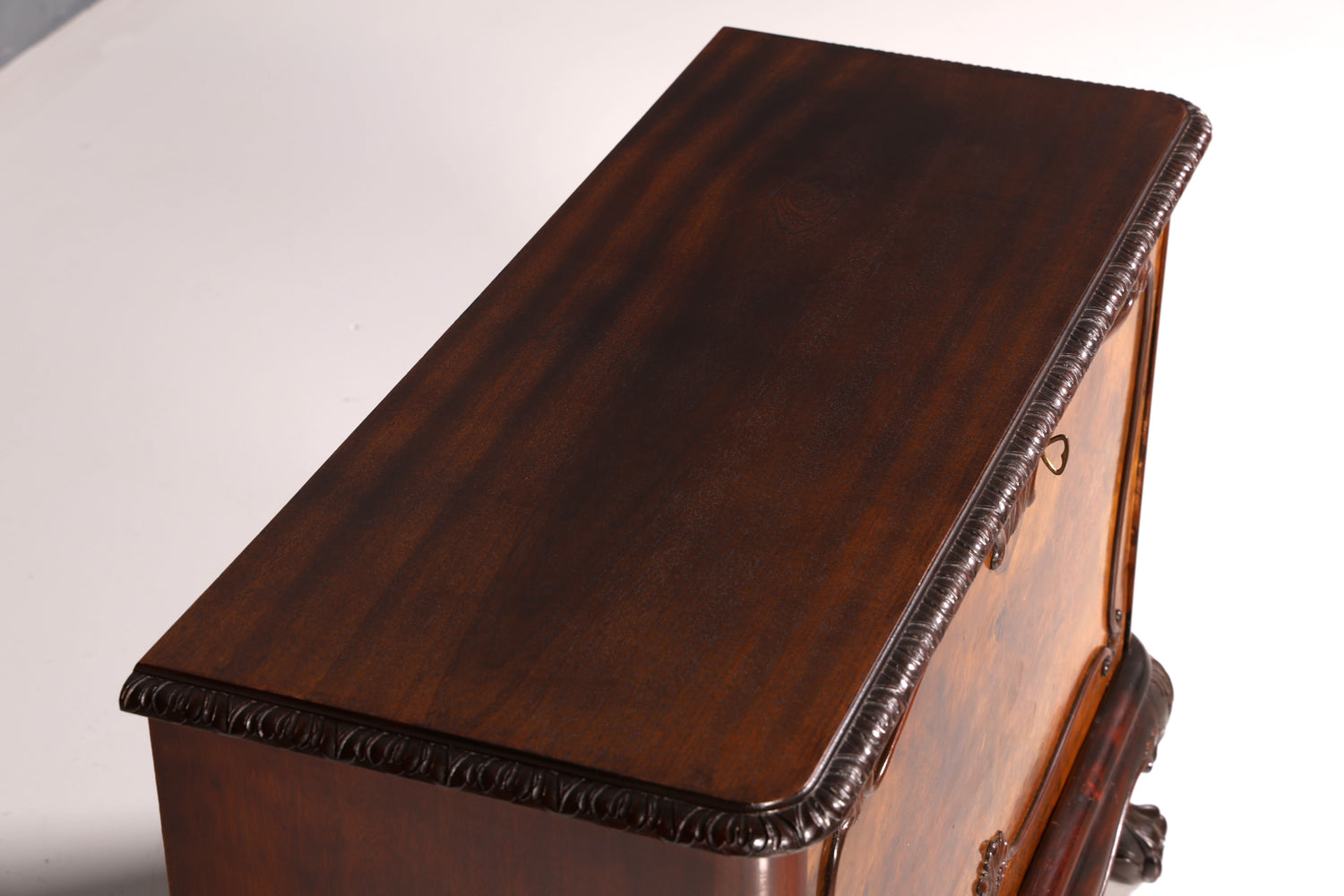 Beautiful Chippendale cabinet, Baroque-style folding cabinet, chest of drawers, antique solid wood