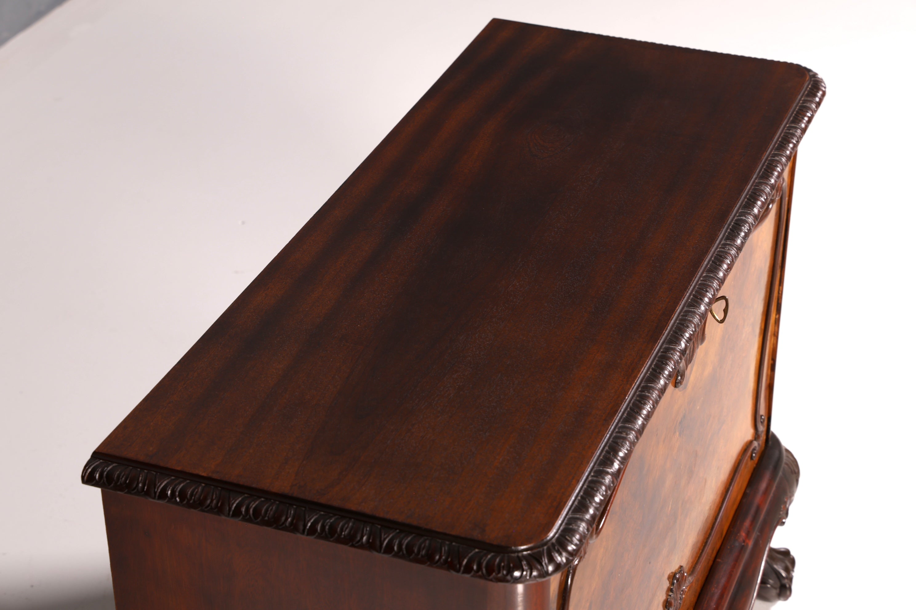 Beautiful Chippendale cabinet, Baroque-style folding cabinet, chest of drawers, antique solid wood