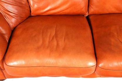 Beautiful Chesterfield design sofa, English genuine leather couch, cognac lounge sofa