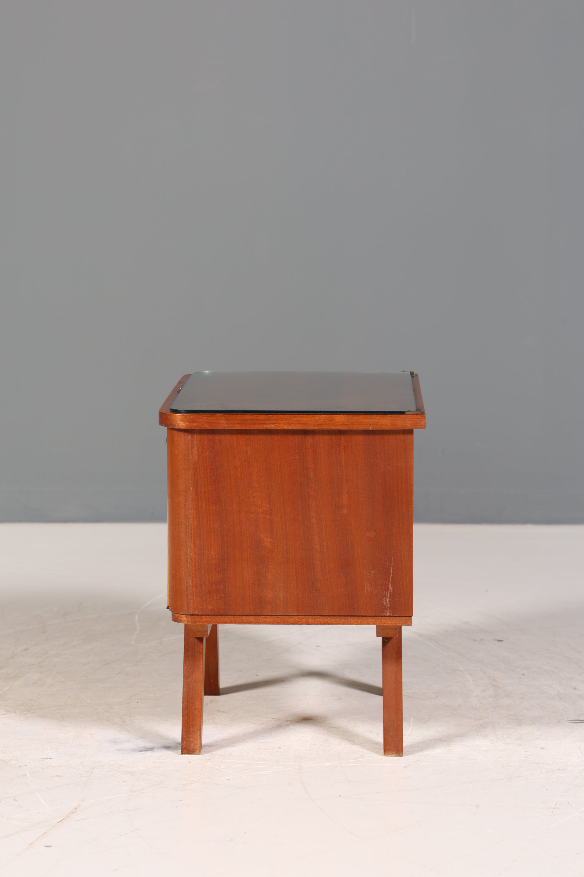 Wunderschöne Mid Century Kommode Vintage Klappschränkchen Retro Nachttisch 1 von 2