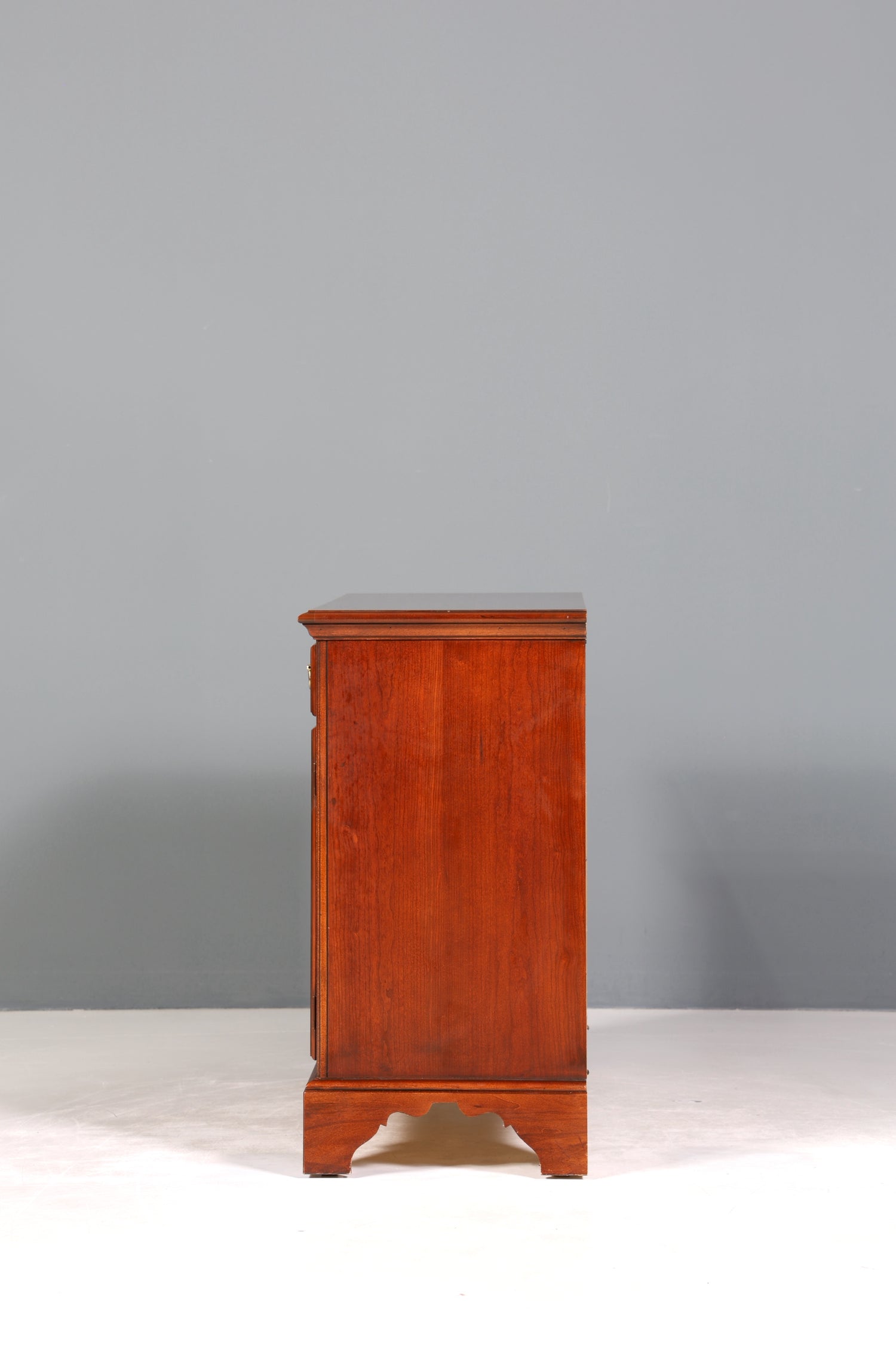 Wunderschönes Sideboard der Marke Drexel Heritage Antik Stil Schrank Kommode USA Anrichte