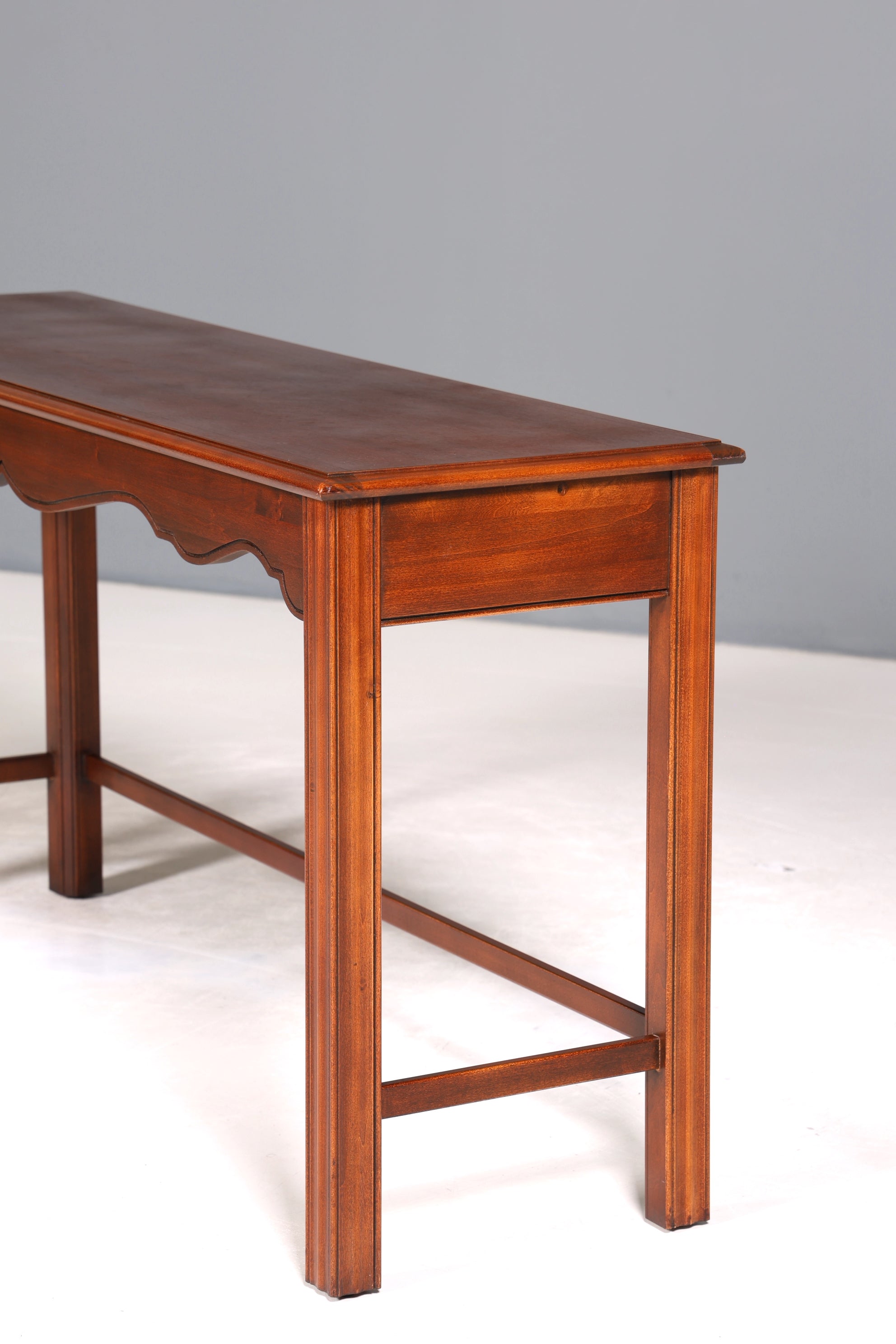 Wunderschöner Tisch der Marke Drexel Heritage Konsolentisch Beistelltisch Ablagetisch 1 von 2