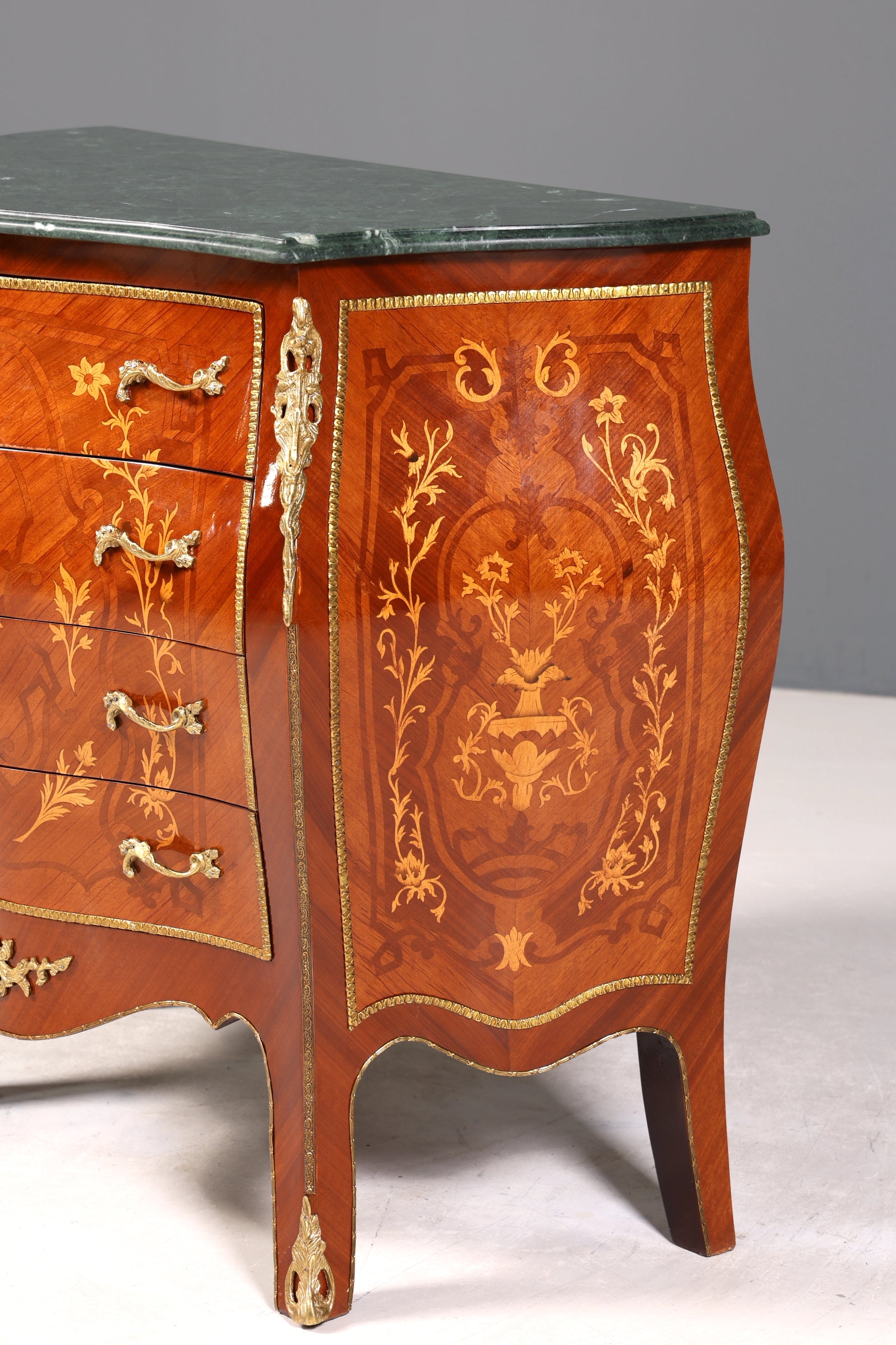 Stilvolle Bauchige Barock Kommode Messing Marmor Louis XV Sideboard Antik Stil