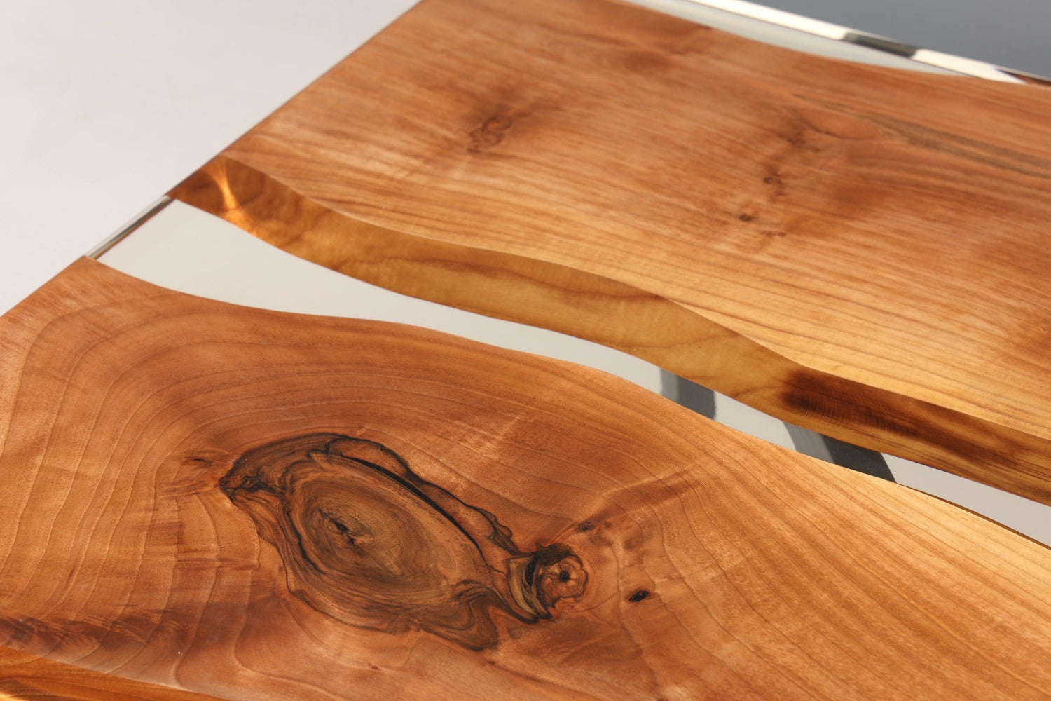 Wunderschöner Epoxidharz Tisch 220-90 cm Epoxy Nussbaum massiv Holz Esszimmer Tisch