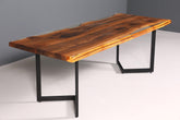Beeindruckender Nussbaum Tisch 220cm-90cm Esszimmer Tisch Baumkanten Platte massiv Holz Küchentisch