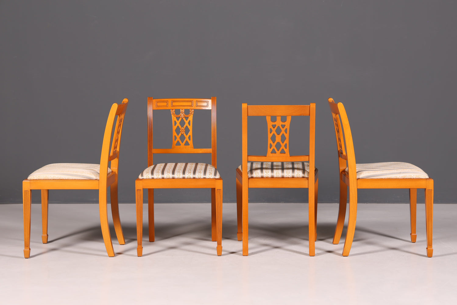 G091 Finish cm 4x Edle Englische Stühle Englisch Dining Chairs Antik 60er Jahre Regency Küchenstühle Stuhlset (Kopie)