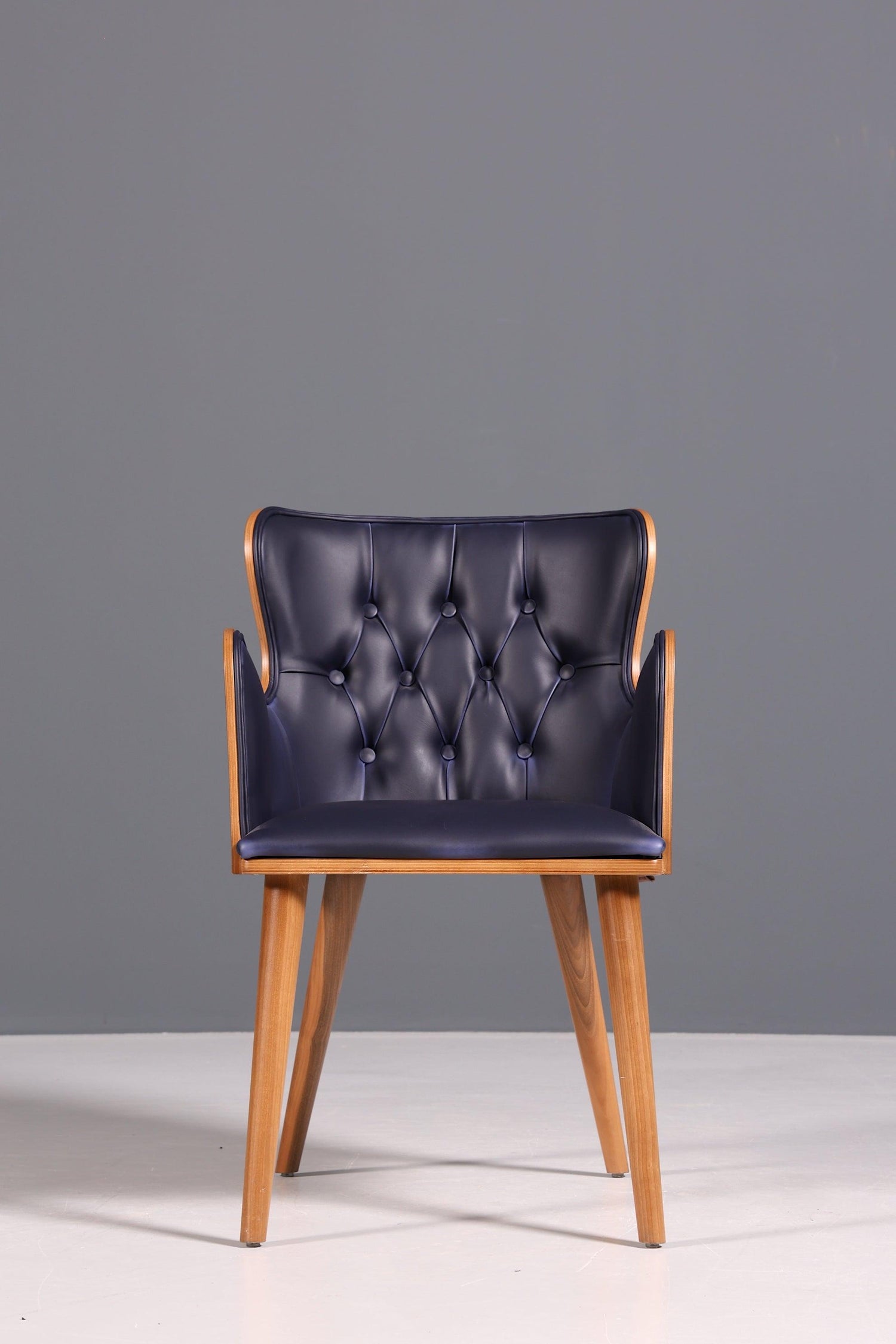 Wunderschöner Stuhl &quot;León Blue&quot; im Chesterfield Stil Armlehnstuhl Esszimmerstuhl Küchenstuhl Bürostuhl