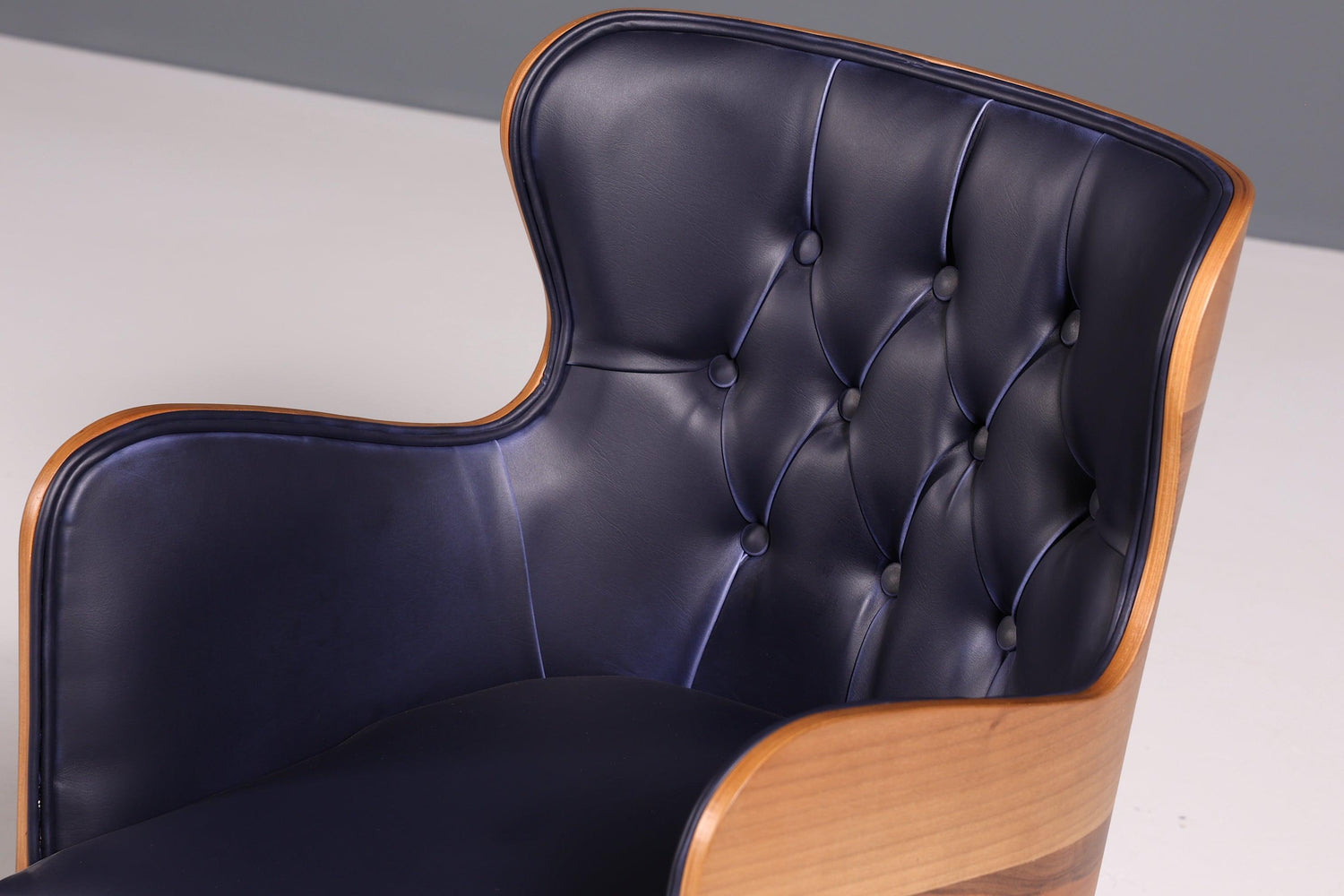 Wunderschöner Stuhl &quot;León Blue&quot; im Chesterfield Stil Armlehnstuhl Esszimmerstuhl Küchenstuhl Bürostuhl