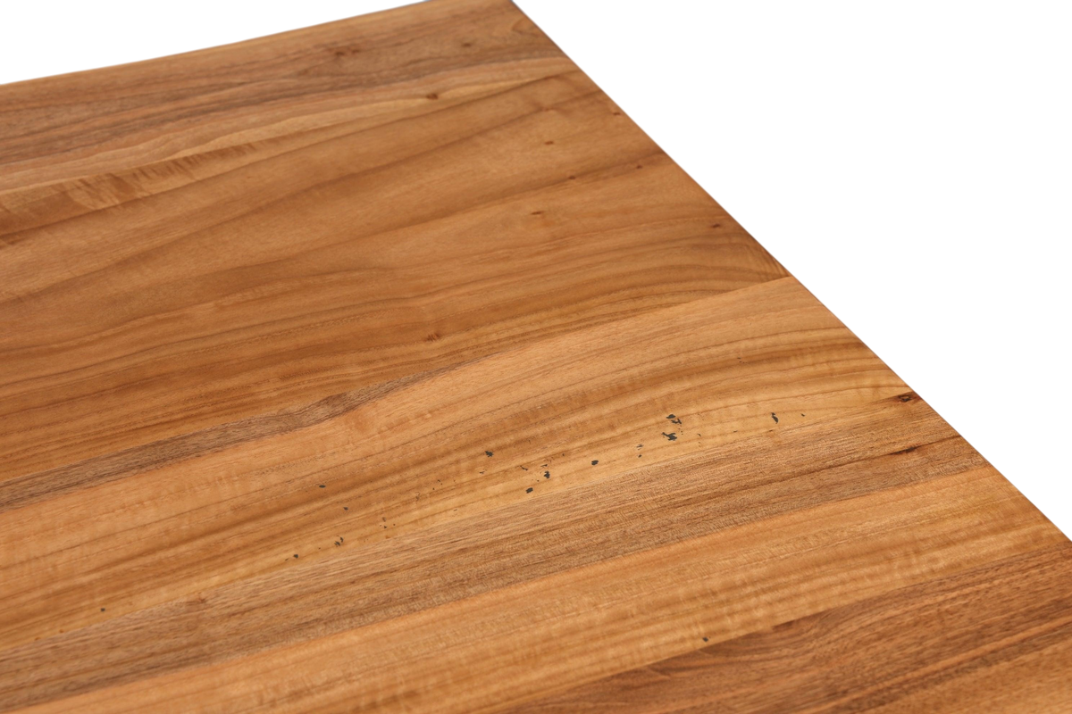 Stilvoller Nussbaum Tisch 140-90cm Esszimmer Tisch Baumkanten Platte massiv Holz Küchentisch