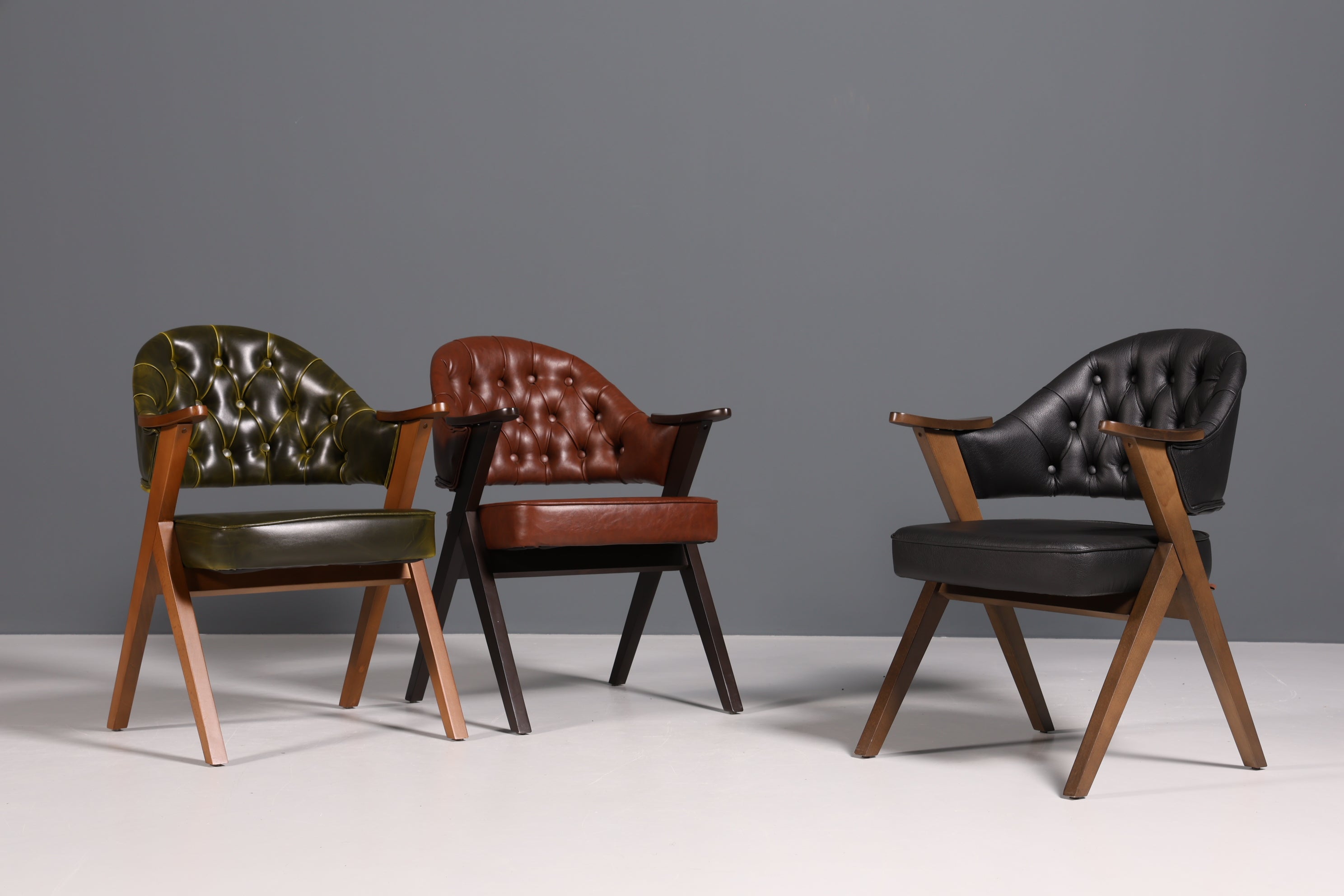 Luxuriöser &quot;Manchester Black&quot; Stuhl Chesterfield Stil  Bürostuhl Esszimmerstuhl Lounge Stuhl