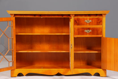 Wunderschönes Englisches Sideboard echt Holz Eibe Vitrine Antik Regal Schrank