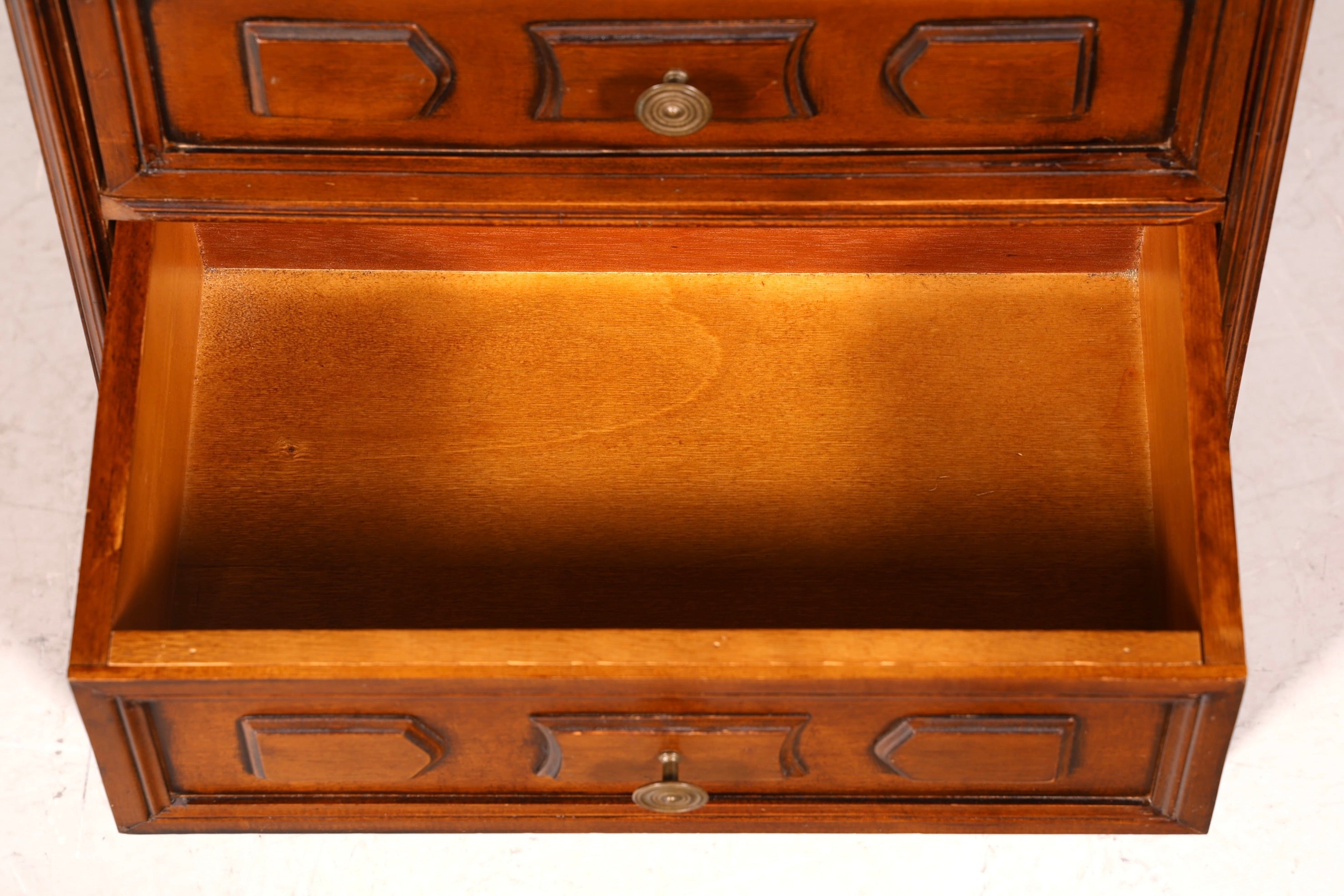 G111 Finish Wunderschöne Englische Kommode Holz TV Schrank Antik Sideboard