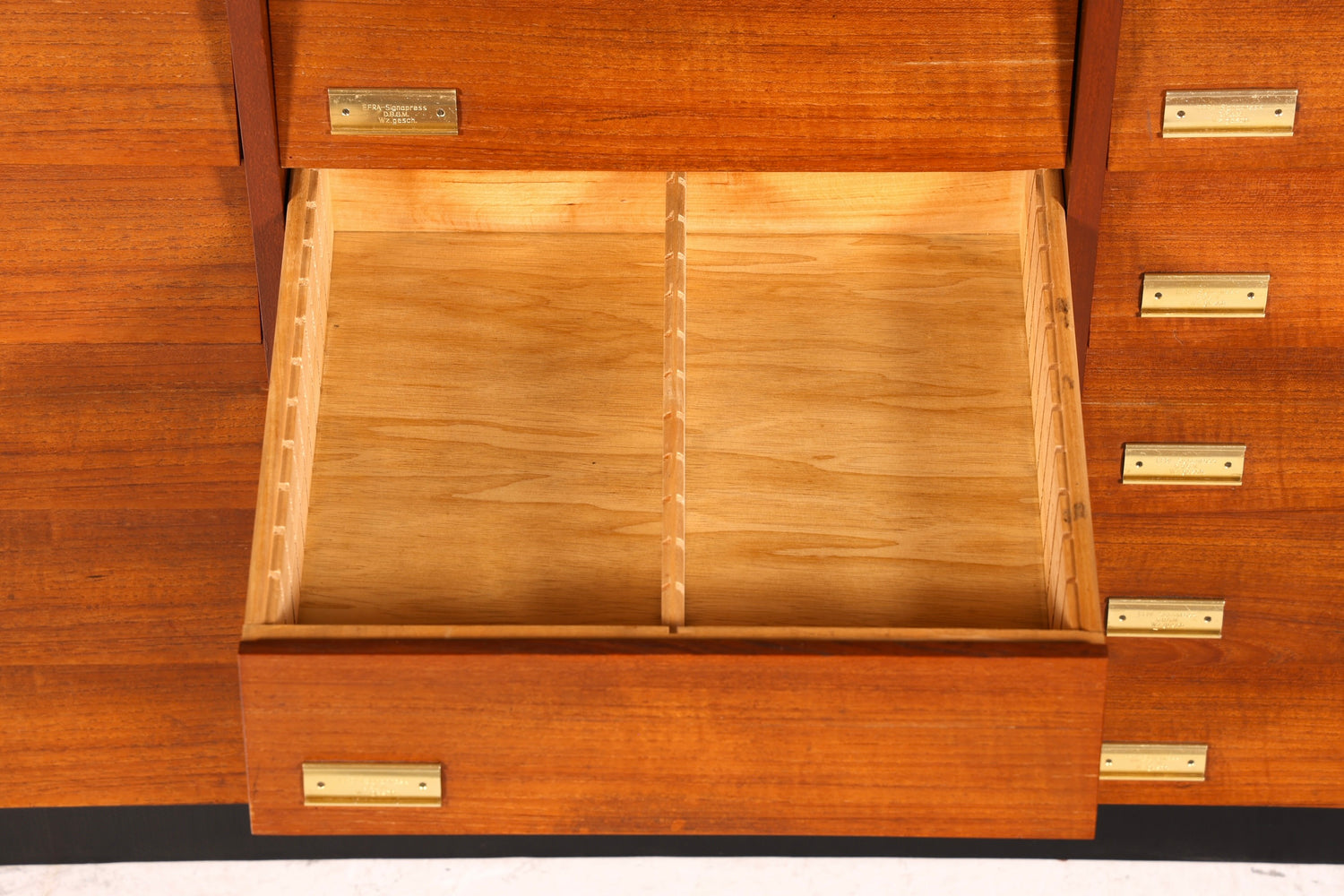 G113 Finish Wunderschöne Mid Century Kommode Vintage Bauhaus Apotheker Schrank Retro Schubladenkommode