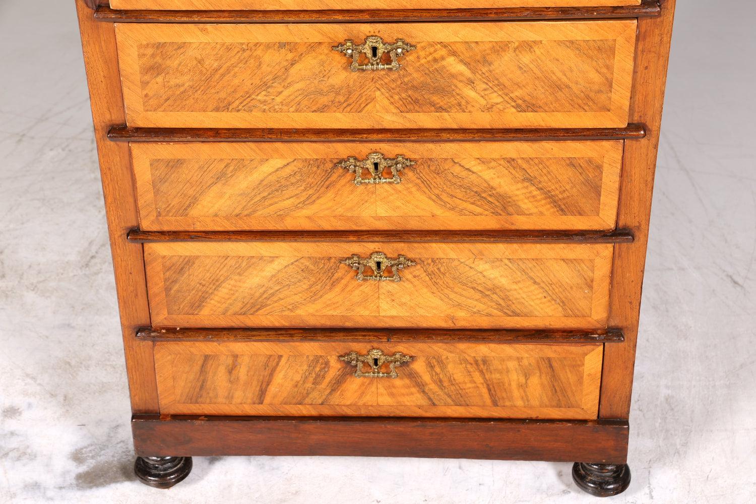 Stilvolle Gründerzeit Kommode um 1890 Jugendstil Vertiko Antik Chiffoniere Wäschekommode