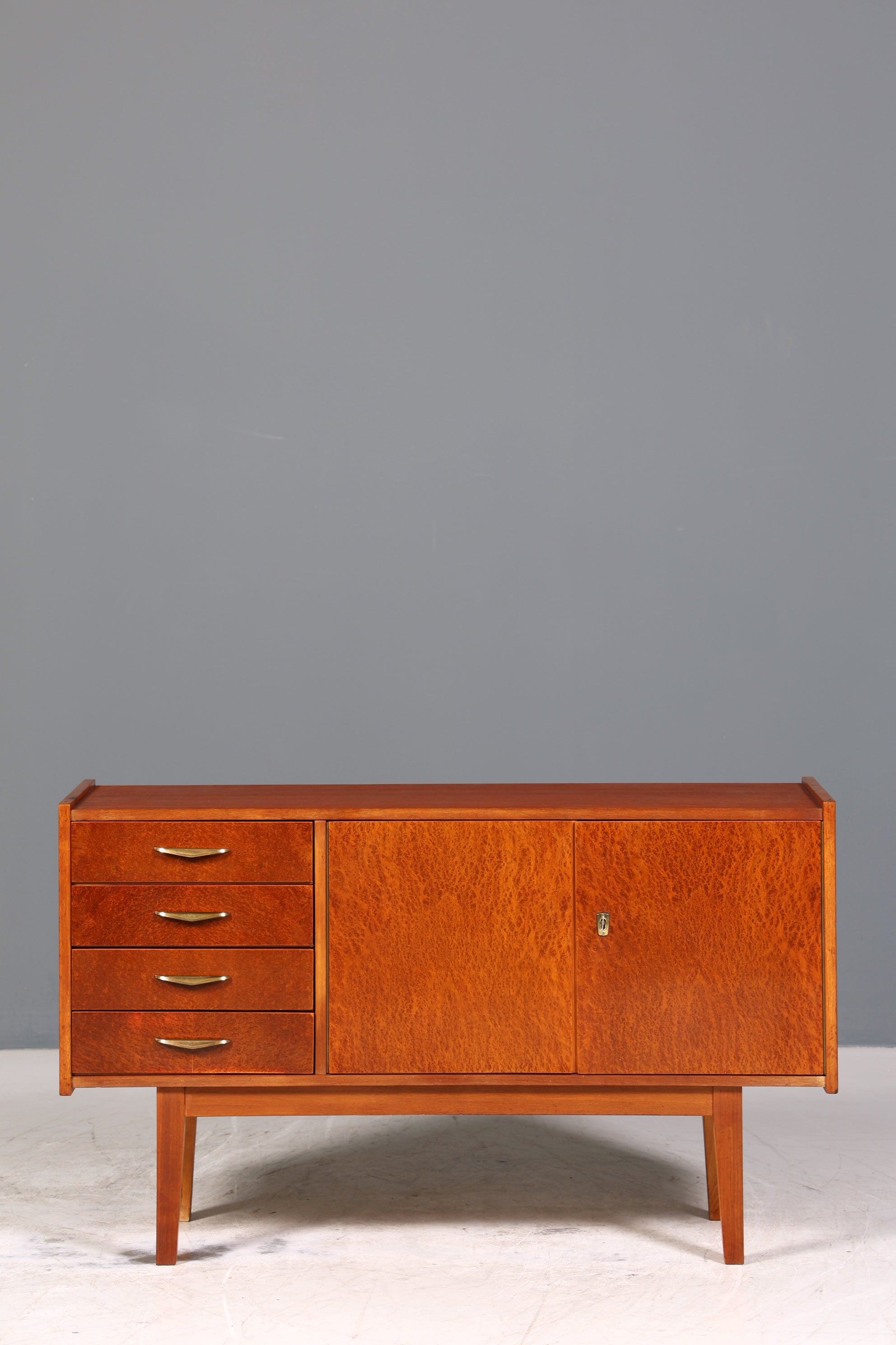 Wunderschönes Mid Century Sideboard Vintage TV Kommode 60s Schrank