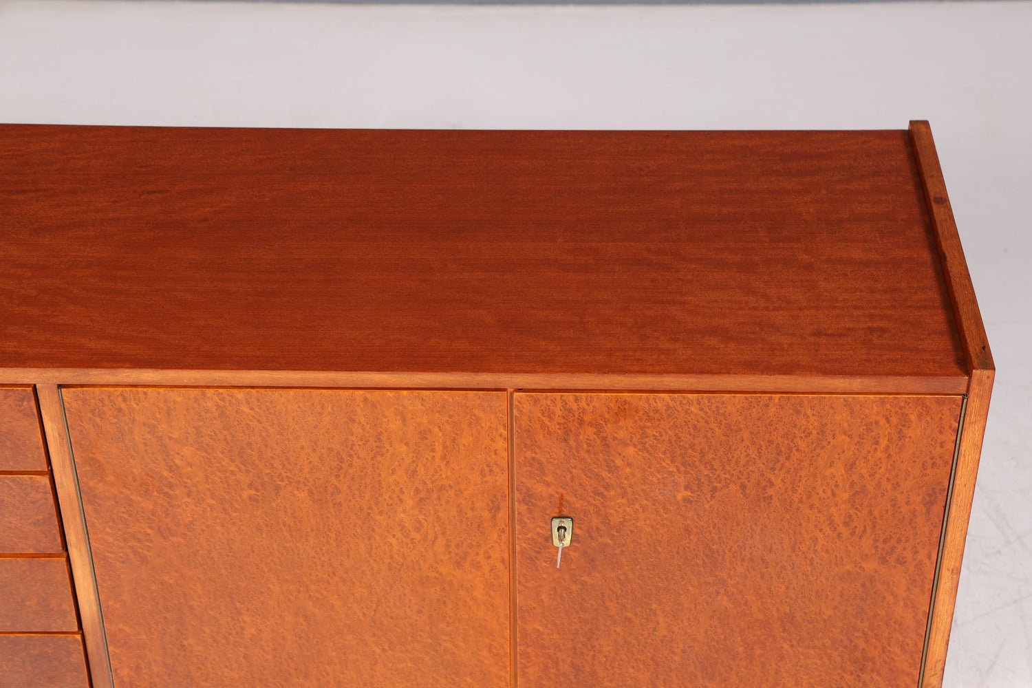 Wunderschönes Mid Century Sideboard Vintage TV Kommode 60s Schrank