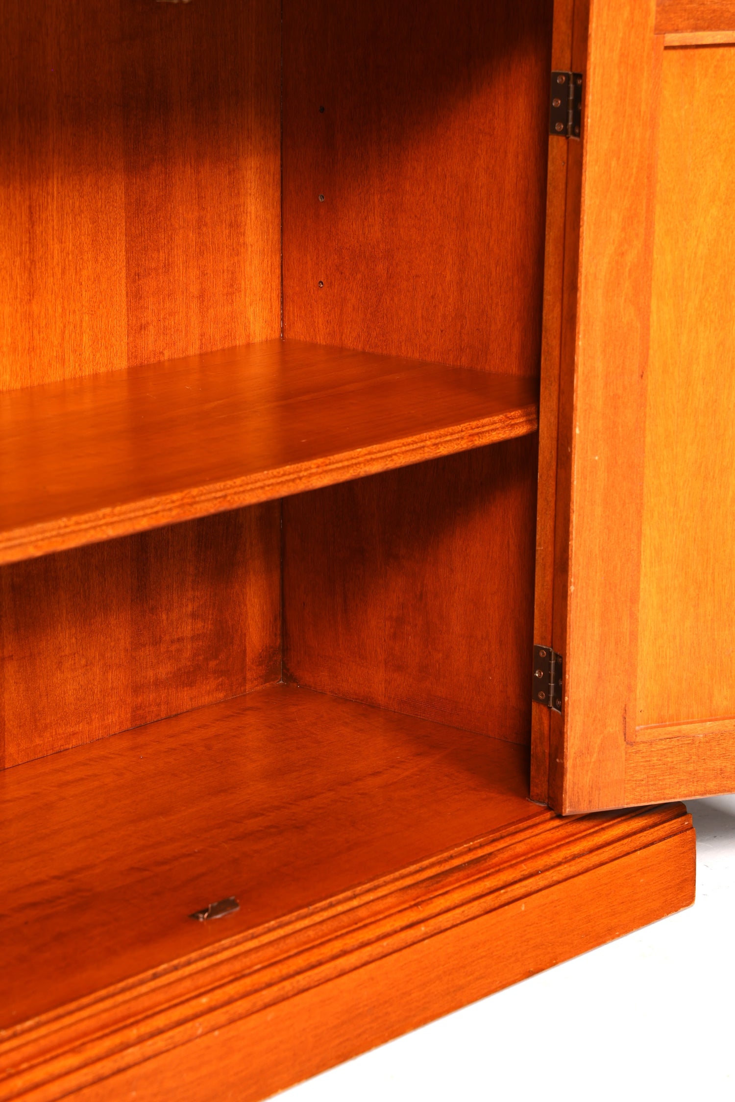 Wunderschönes Regal im englischen Stil Bücherregal Englisch Kirschholz Schrank Buchablage Antik 60s