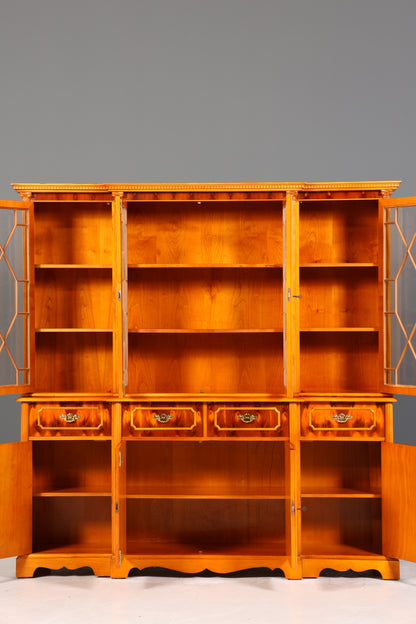 Traumhafte Englische Vitrine Bücherschrank Buffet Antik Stil Englisch Eibe Glasvitrine Bibliothek