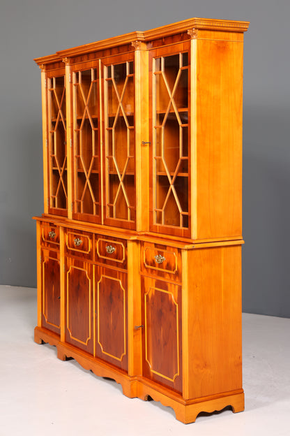 Traumhafte Englische Vitrine Bücherschrank Buffet Antik Stil Englisch Eibe Glasvitrine Bibliothek