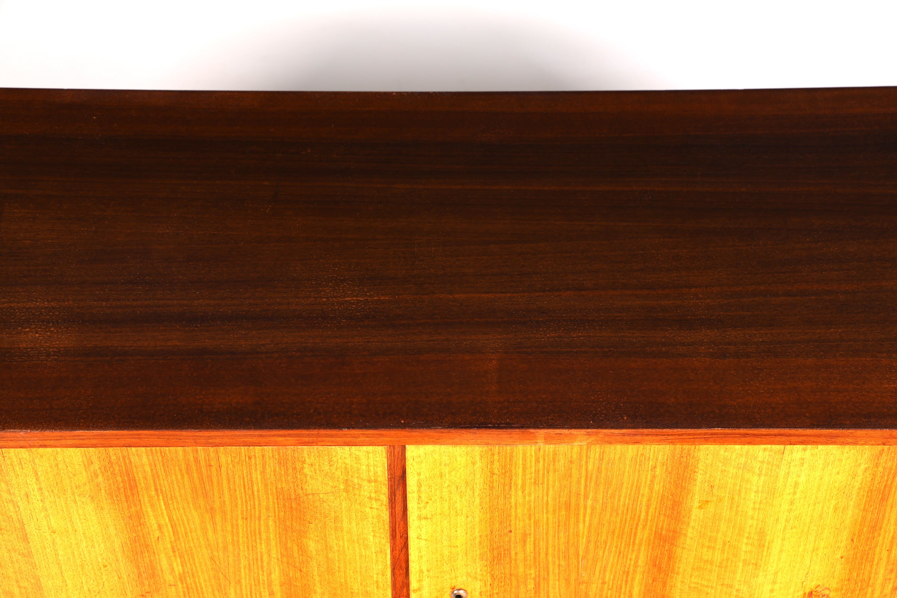 Schlichtes Mid Century Sideboard Vintage TV Kommode 60s Schrank Retro Longboard