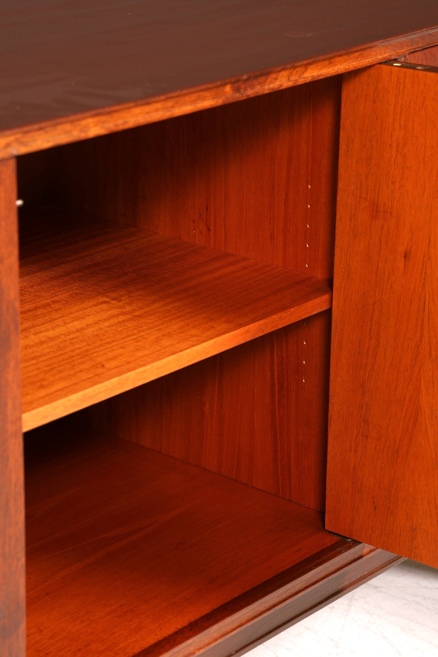 Wunderschönes Englisches Sideboard Mahagoni Schrank Antik 60s Buffetschrank TV Sideboard