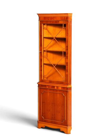 Hauptstadt Möblerei englische Eckvitrine aus Eibenholz mit Glasfront und Sprossentür im antiken Vintage-Stil