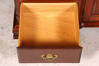 Stilvolles Sideboard der Marke Pennsylvania House USA Antik Stil Kommode Anrichte Schrank