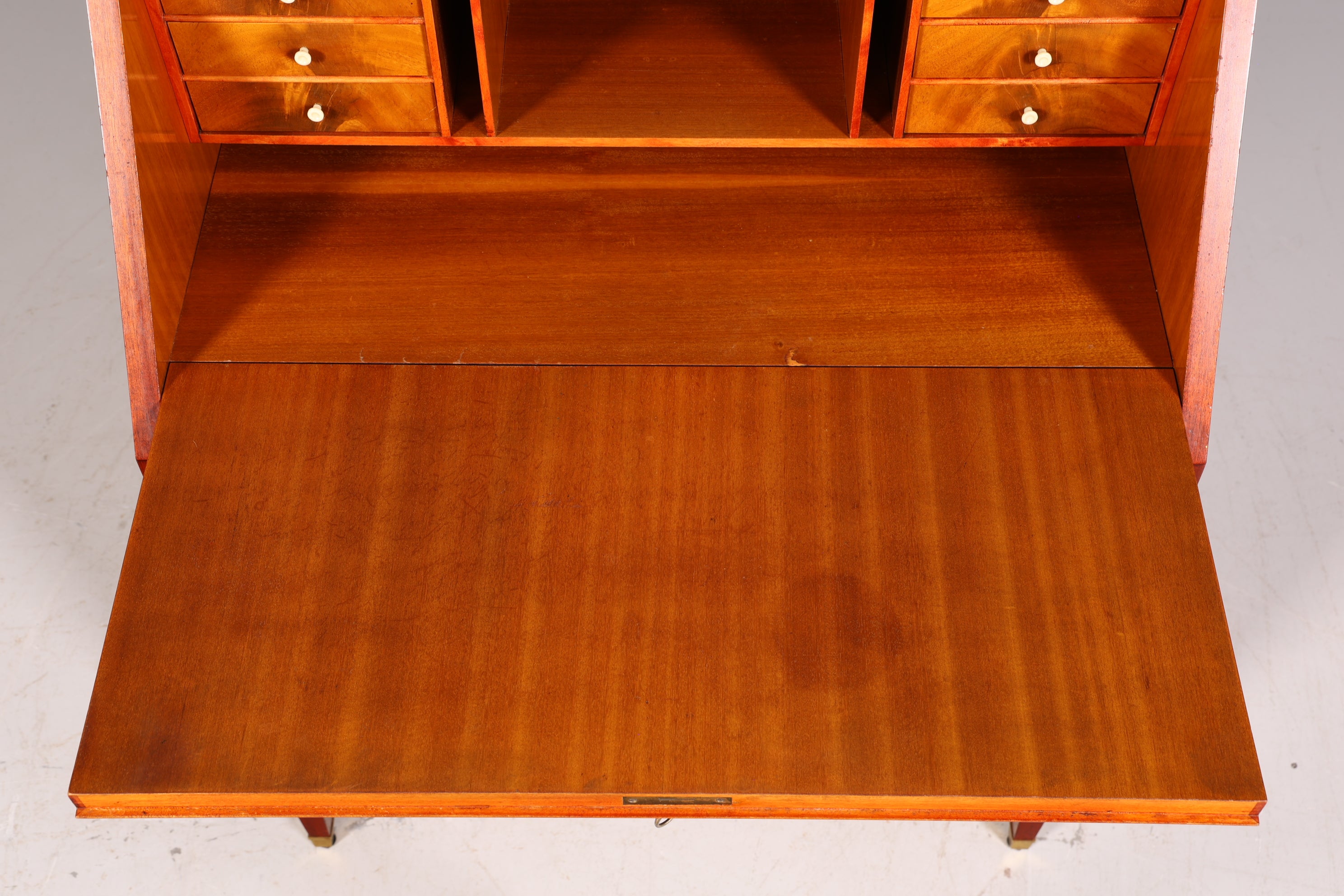 Stilvoller Sekretär im Louis Seize Stil Büro Kommode Empire Englisch Schreibkommode Schreibtisch