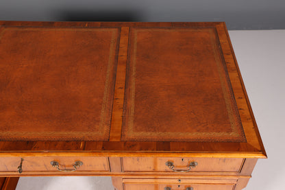 Traumhafter Englischer Schreibtisch Englisch Eibe Desk Leder Auflage Antik Stil Bürotisch Office Desk