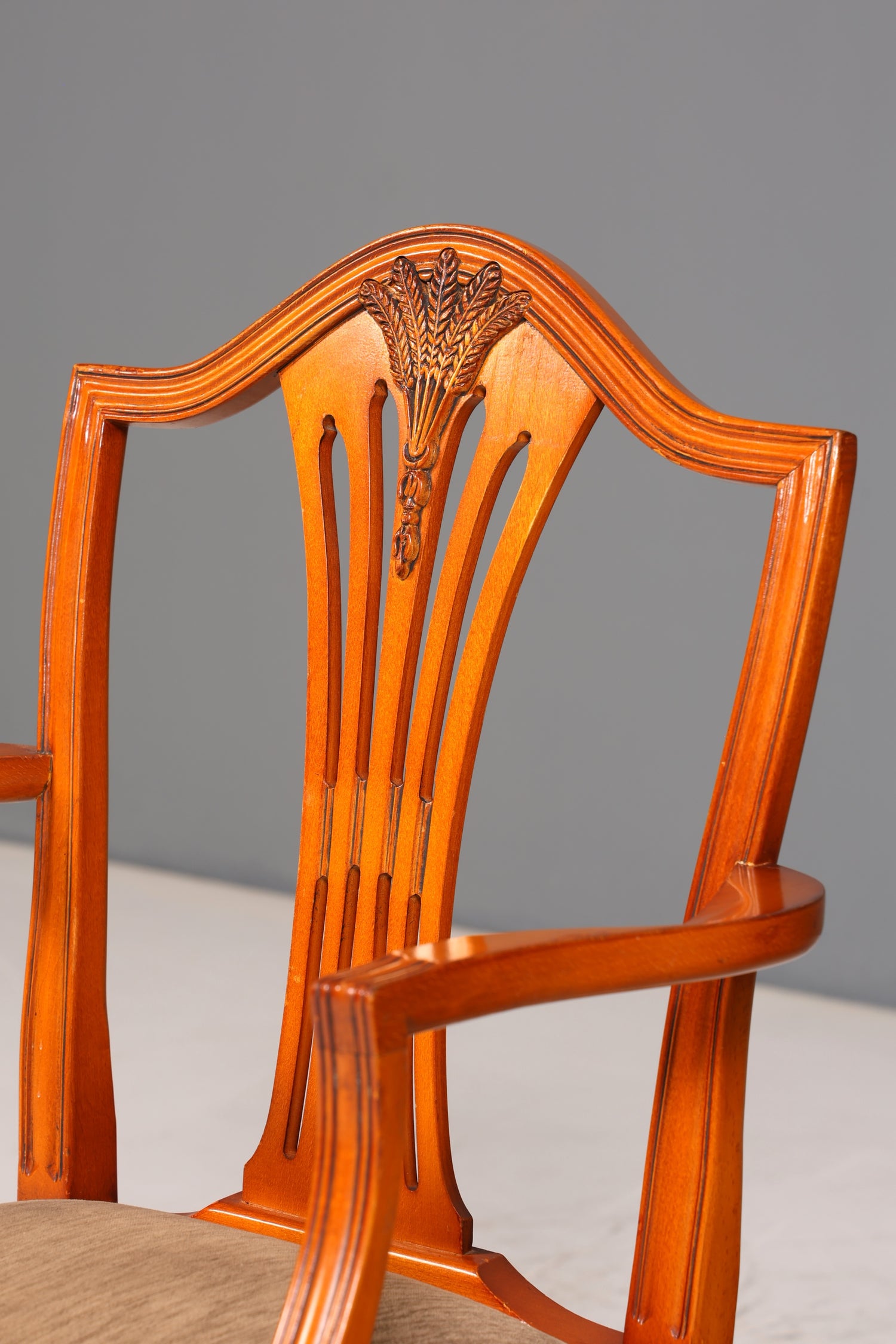 Edler Englischer Stuhl im Hepplewithe Stil Englisch Armlehnstuhl Dining Chair Küchenstuhl Sekretär Stuhl 2 von 2