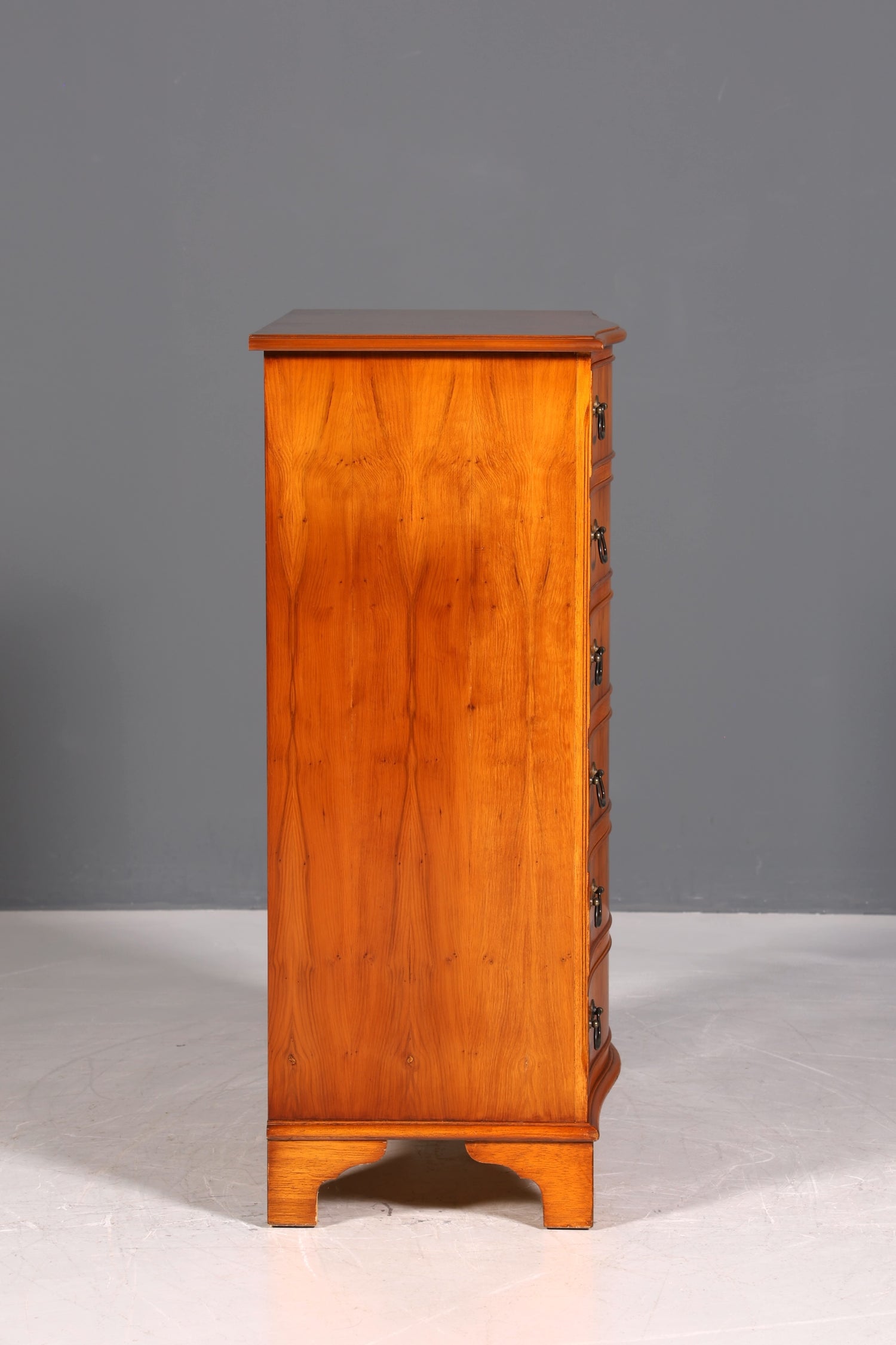 Traumhafte Englische Kommode Vertiko Eibe Antik 60er Jahre Schubladenkommode