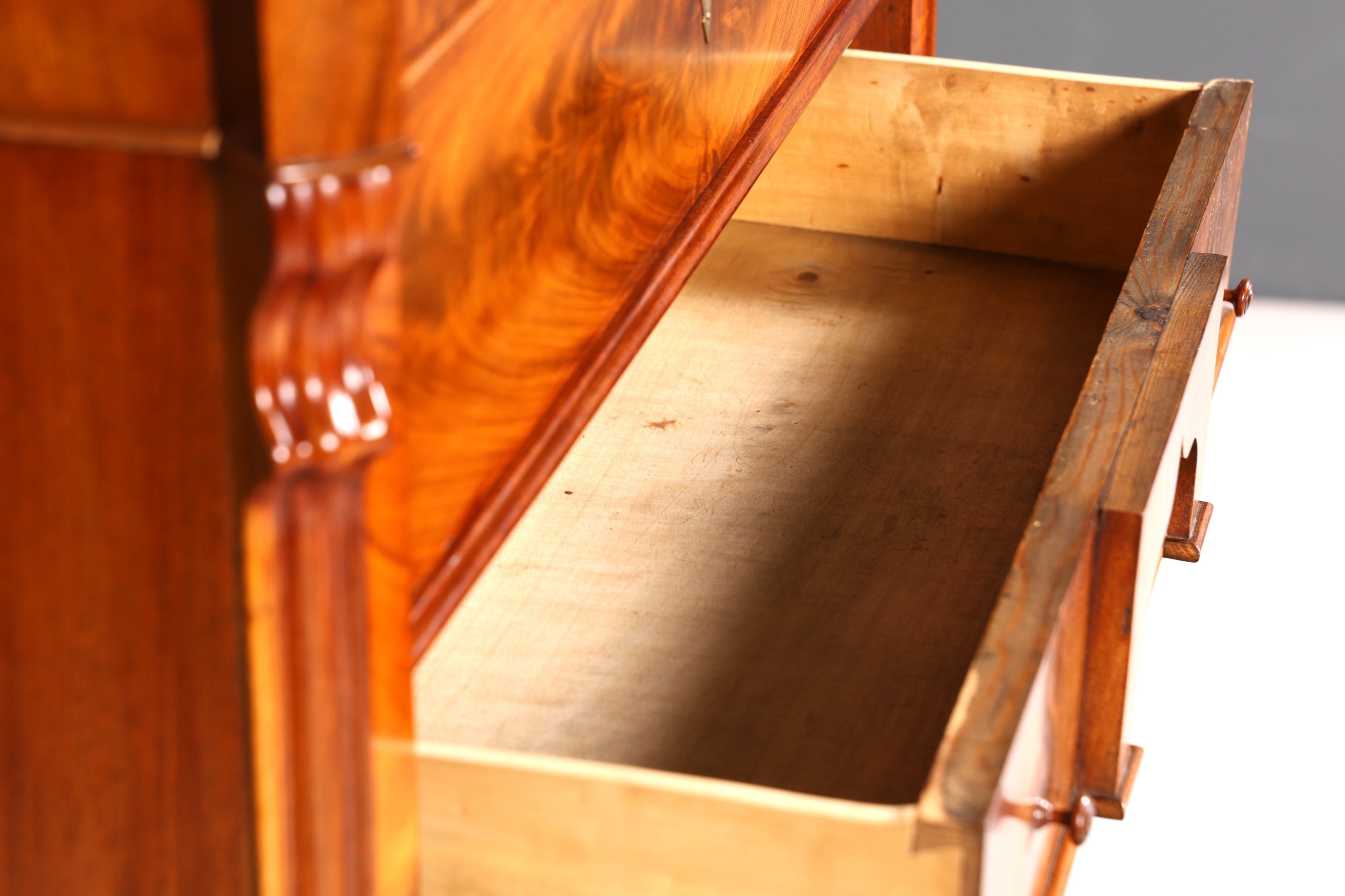 Beeindruckender Louis Philippe Sekretär um 1880 Gründerzeit Antik Schrank Chiffoniere