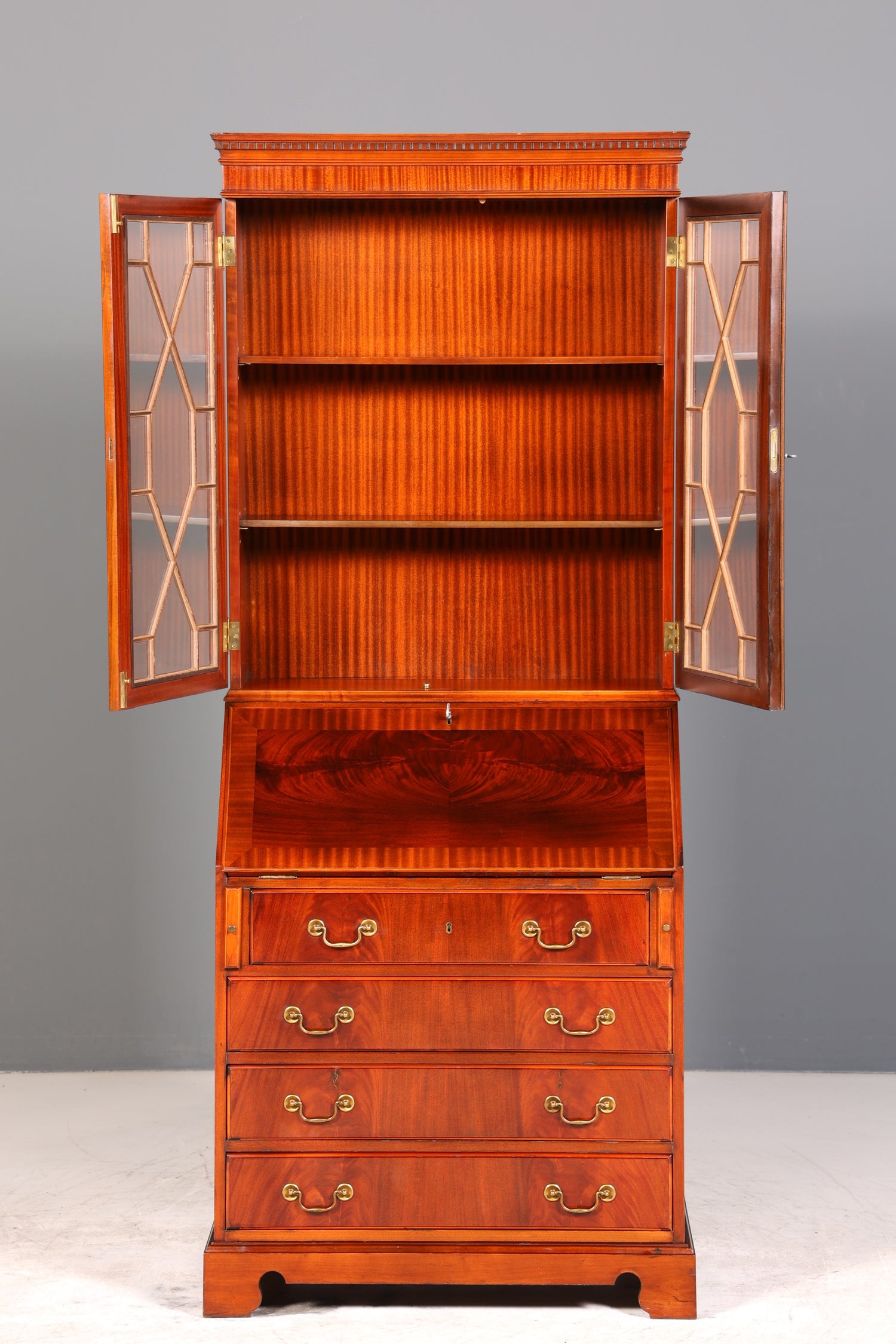 Stilvoller Englischer Sekretär Büro Aufsatzsekretär Antik 60s Vitrinen Schrank UK