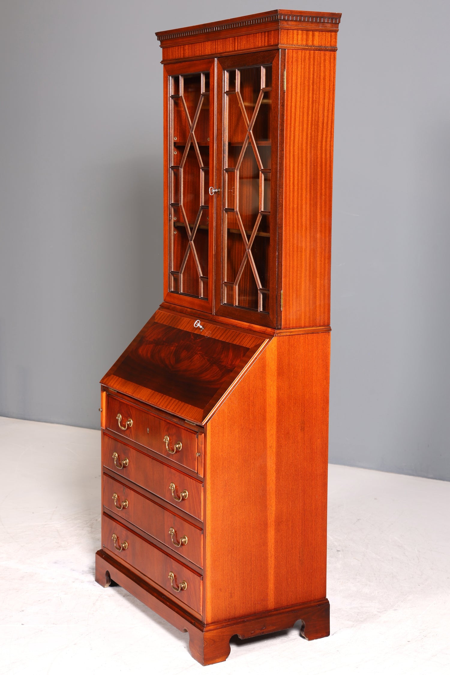 Stilvoller Englischer Sekretär Büro Aufsatzsekretär Antik 60s Vitrinen Schrank UK