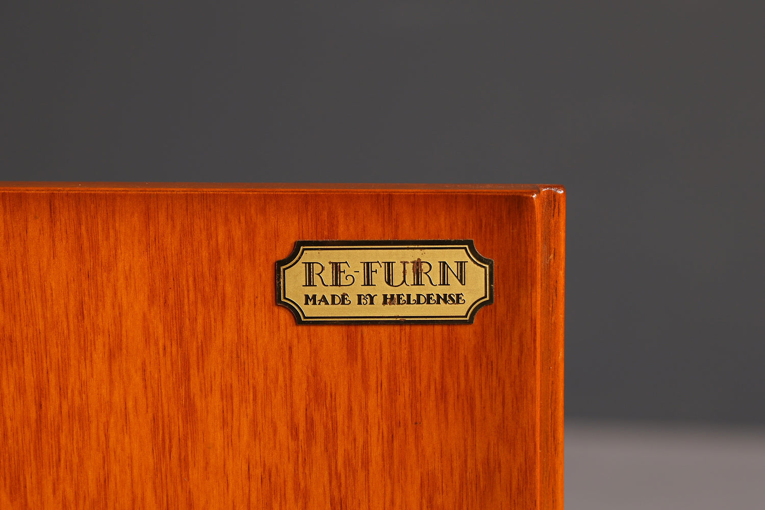 G195 Finish cm Wunderschöne Original Heldense Vitrine Englische Eibe Bücherschrank Buffet Antik Stil Glasvitrine (Kopie)