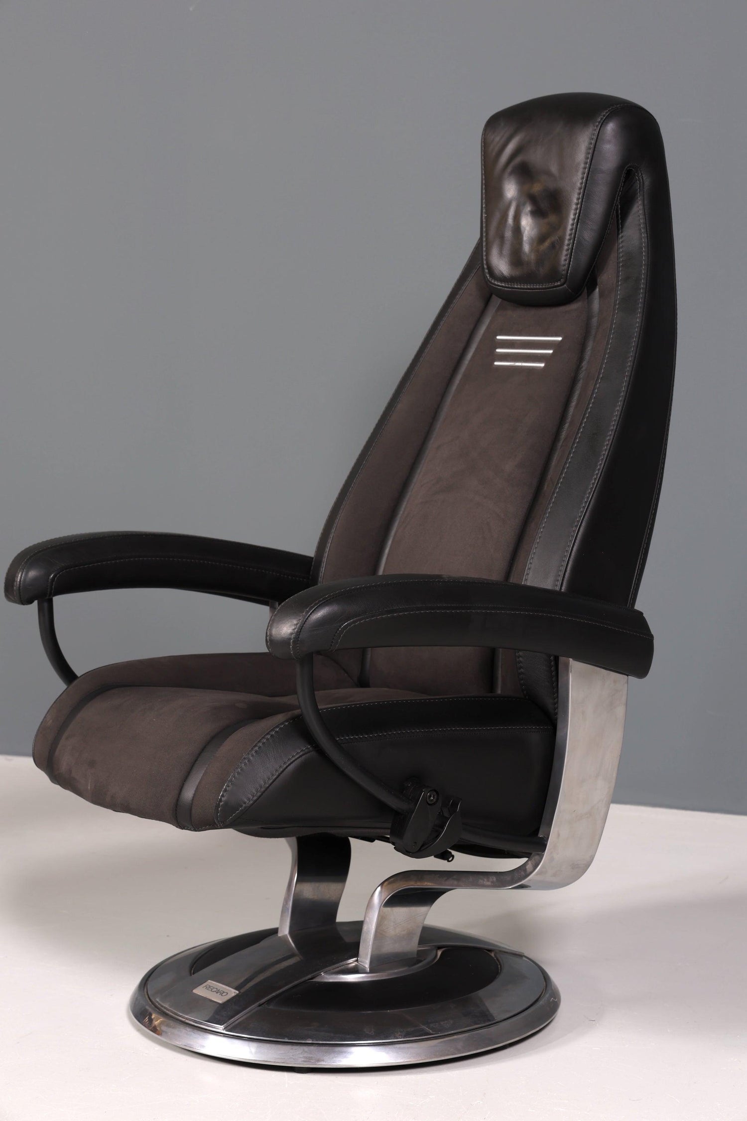Edler Designer Sessel mit Hocker &quot;Recaro&quot; echt Leder Relax Armlehnsessel Fussablage