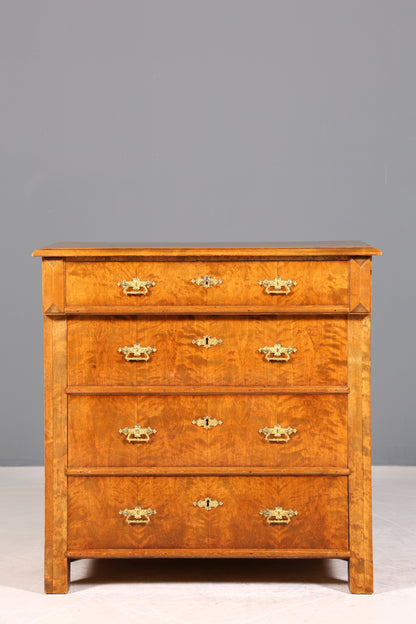 Stilvolle Gründerzeit Kommode Louis Philippe Nussbaum Sideboard um 1880 Antik Schubladenkommode
