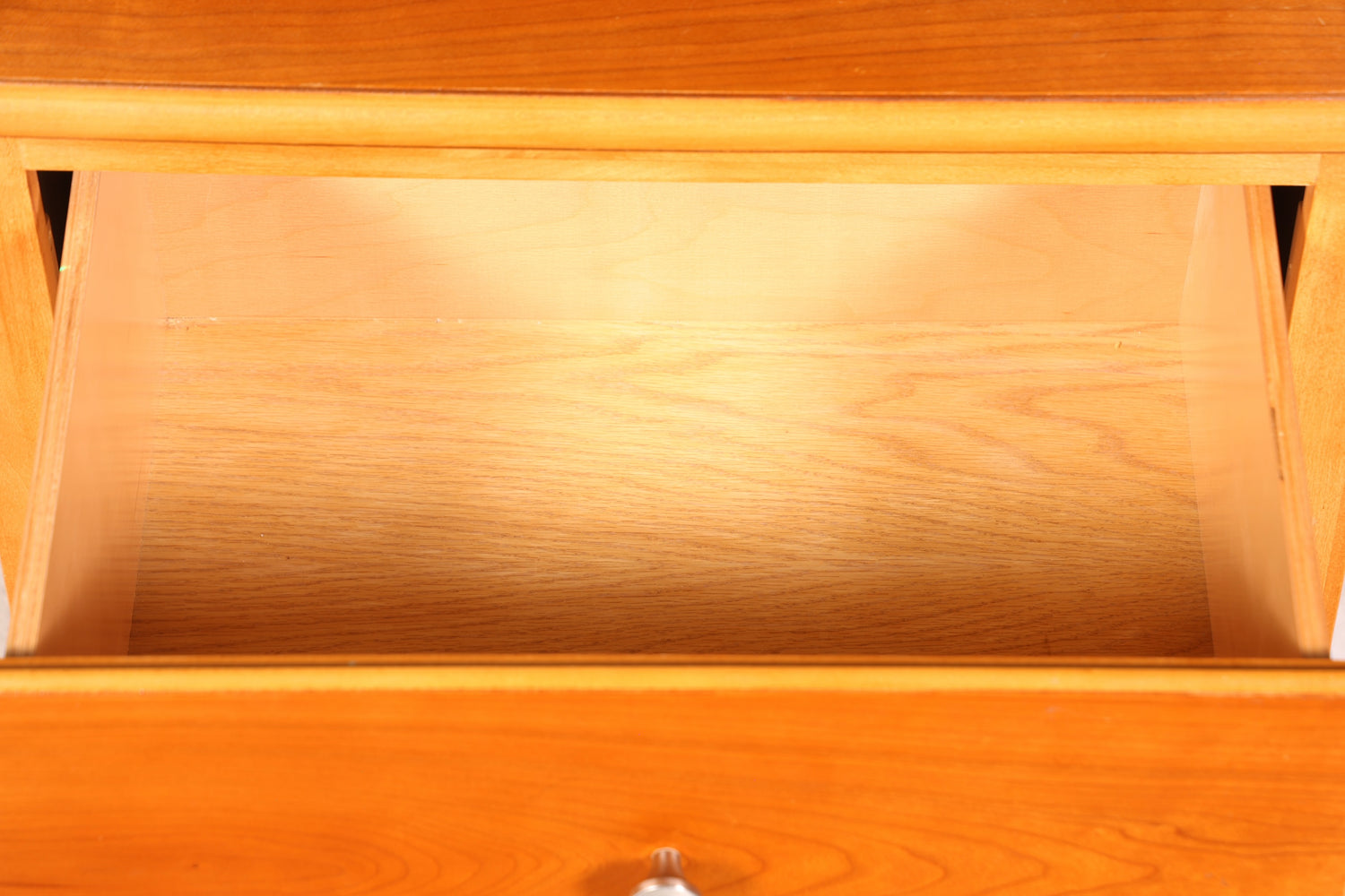 Wunderschöne Kommode der Marke Drexel Heritage Antik Stil Nachttisch USA Schlafzimmer Kommode 2 von 3