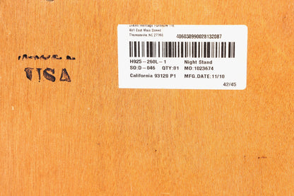 Wunderschöne Kommode der Marke Drexel Heritage Antik Stil Nachttisch USA Schlafzimmer Kommode 2 von 3