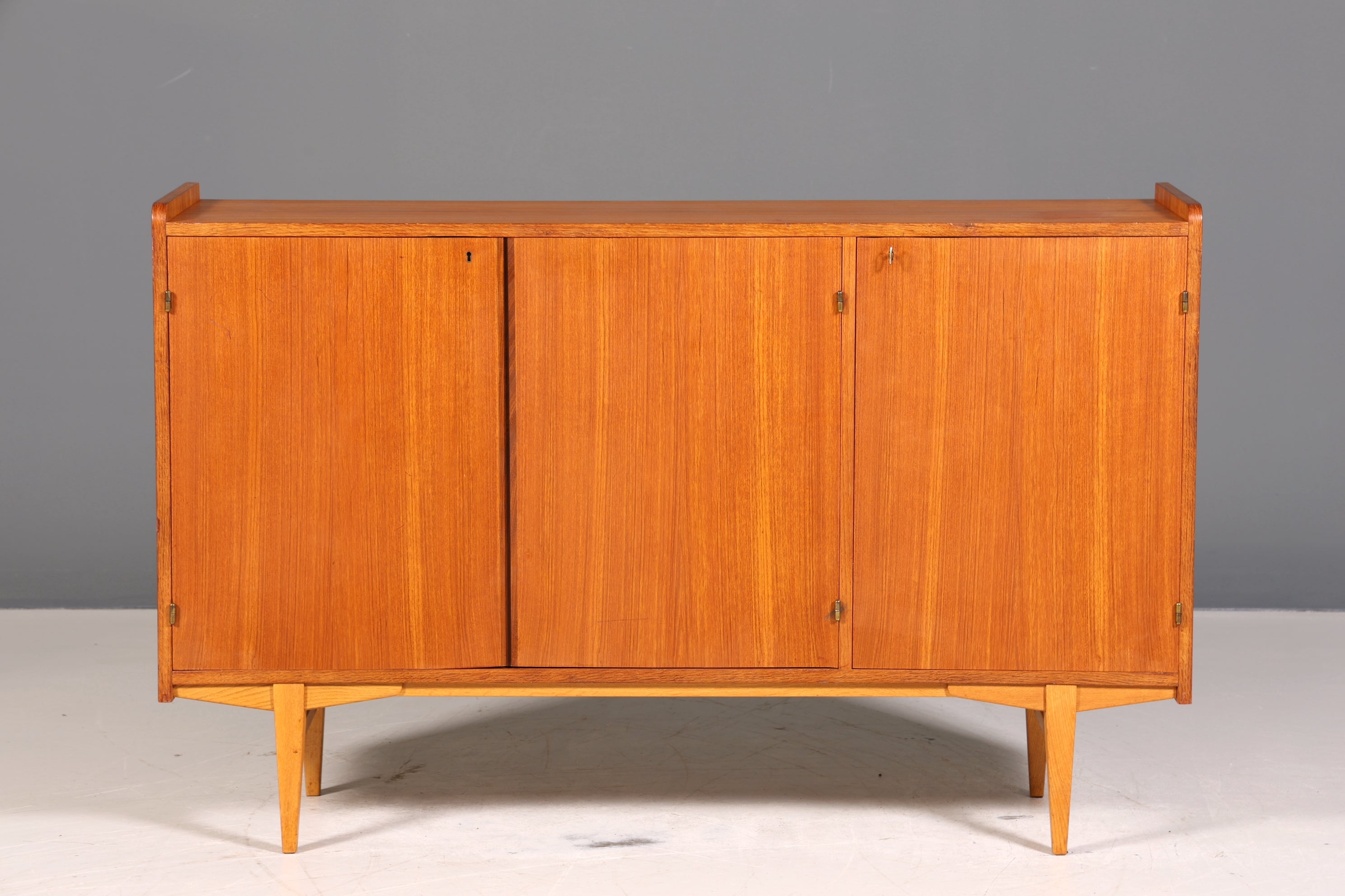 Wunderschönes Mid Century Highboard echt Holz Schrank Büro Kommode 60er Jahre