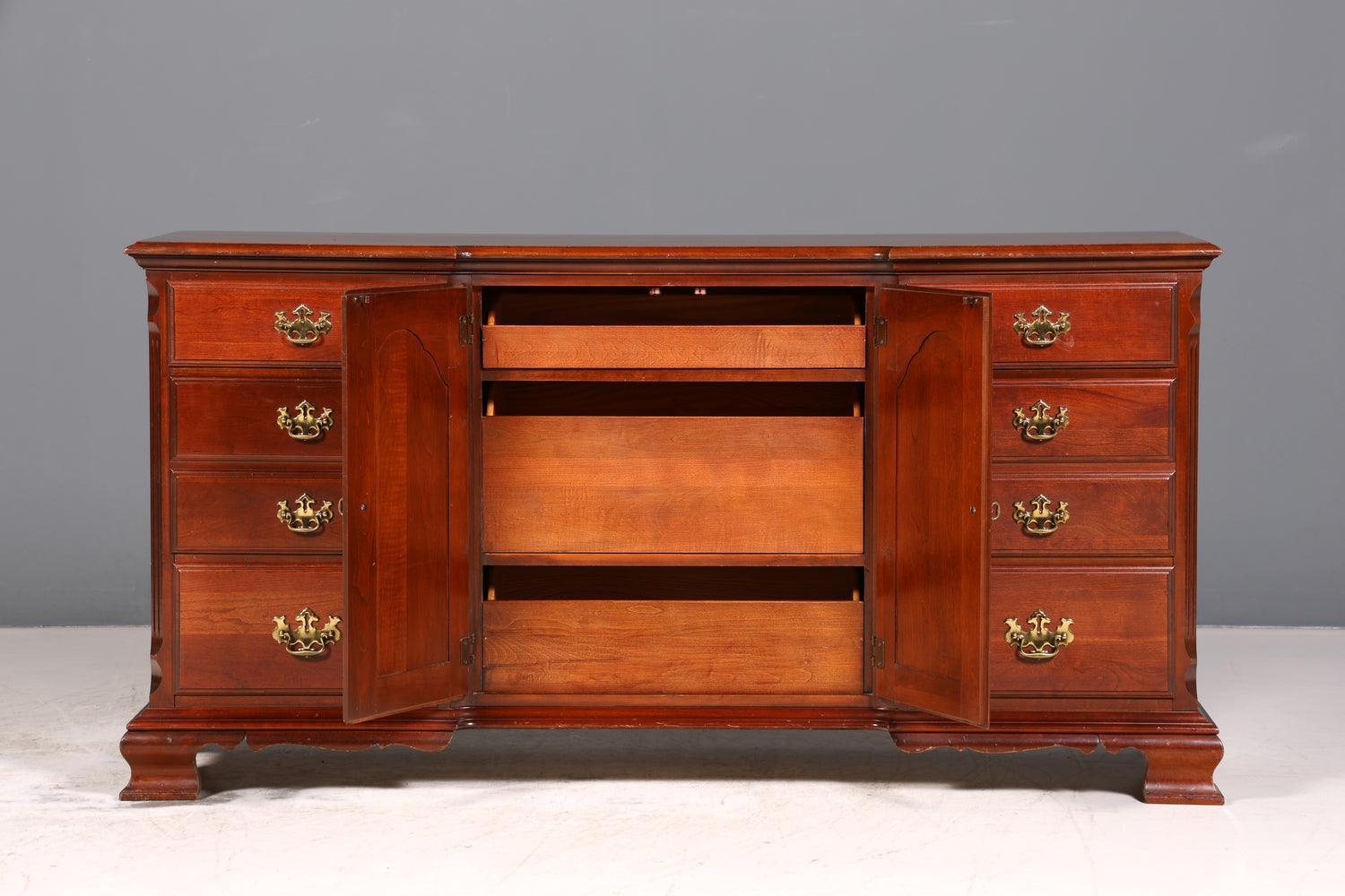 Wunderschönes Sideboard der Marke Pennsylvania House Antik Stil Schrank Kommode USA Anrichte Schubladenkommode