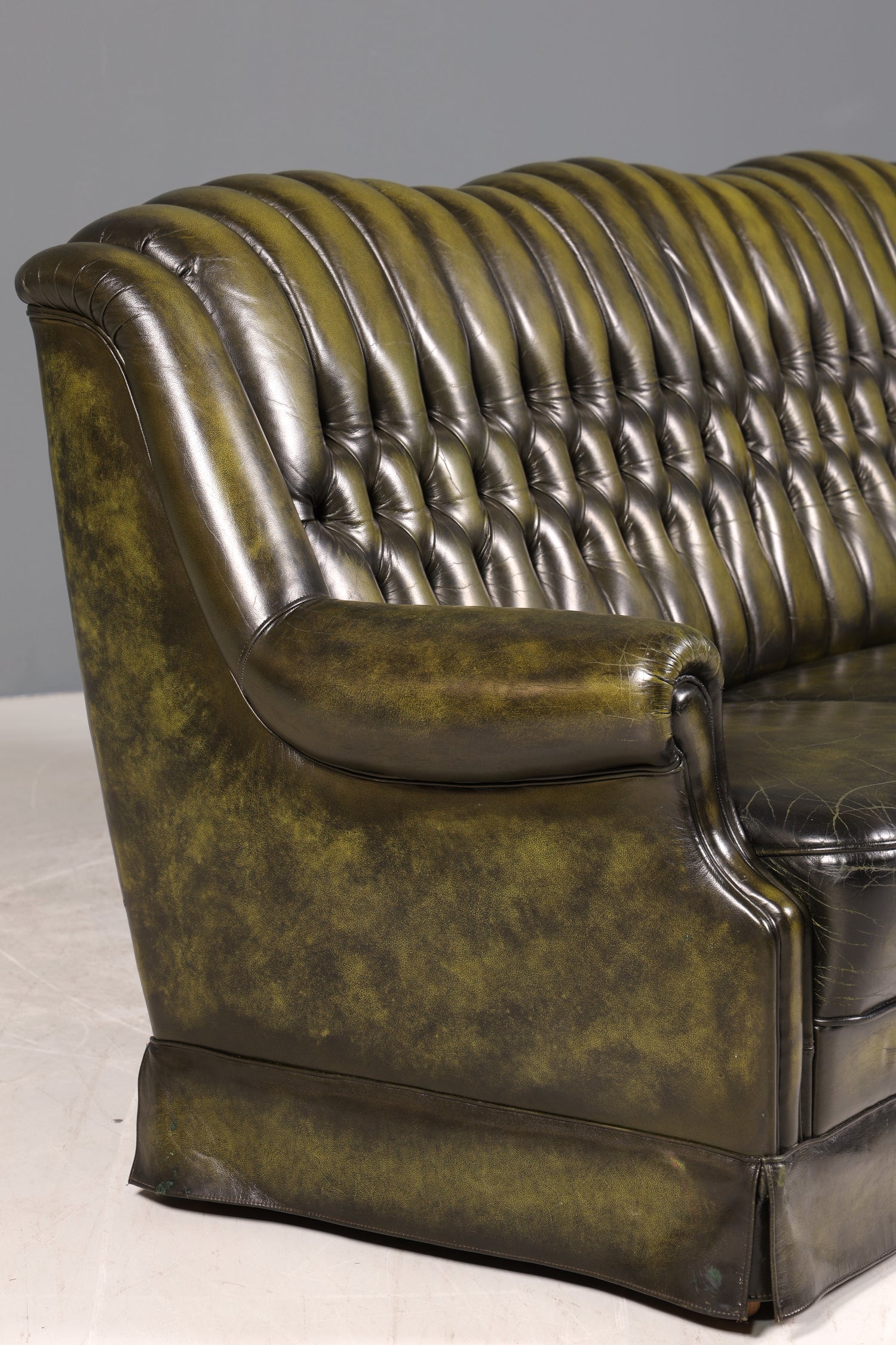 Wunderschönes Original Chesterfield Sofa 3- Sitzer echt Leder Couch Englisch